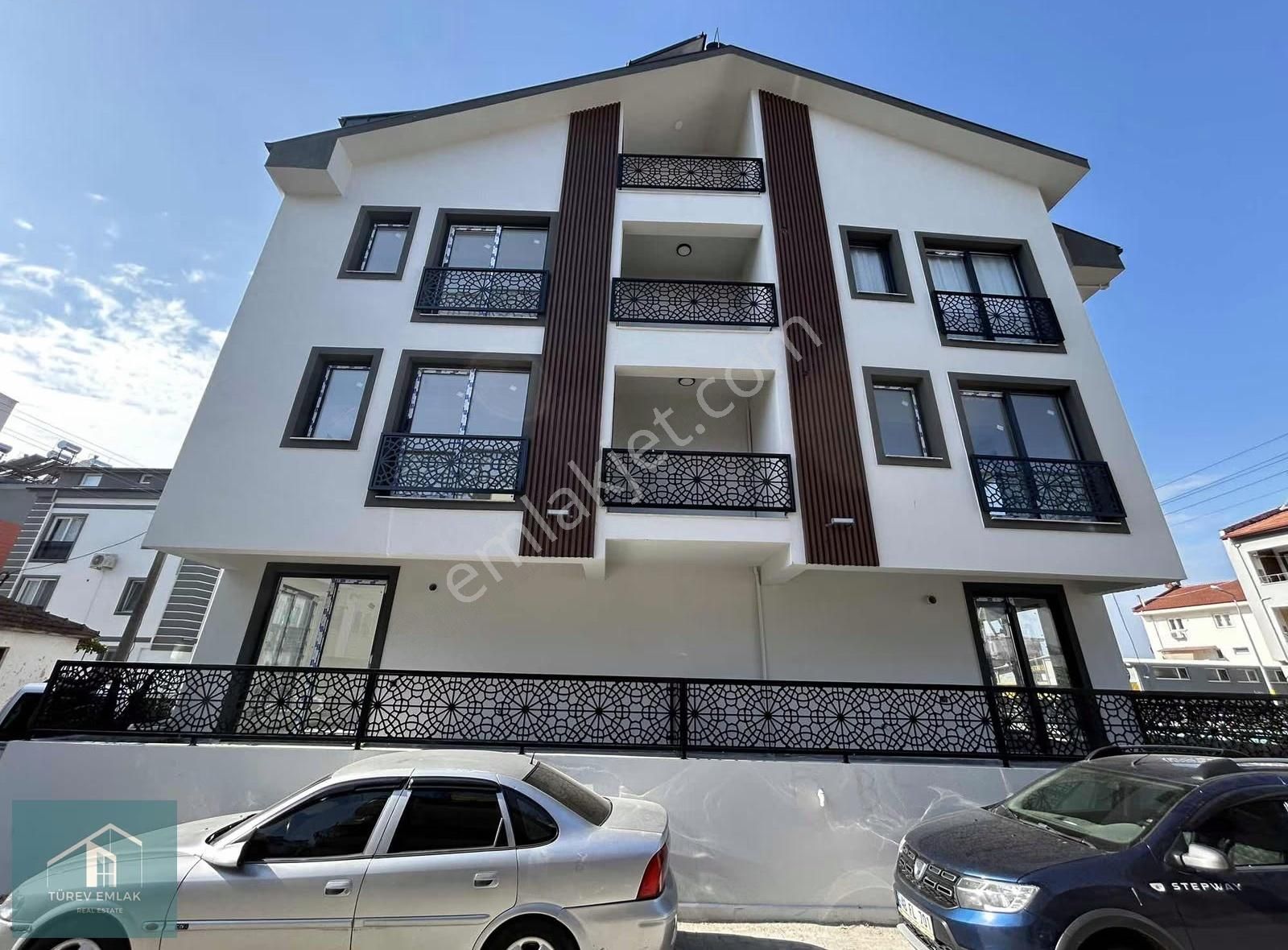 Avm Yakını Satılık 1+1 Ara Kat Sıfır Daire - Görsel 4