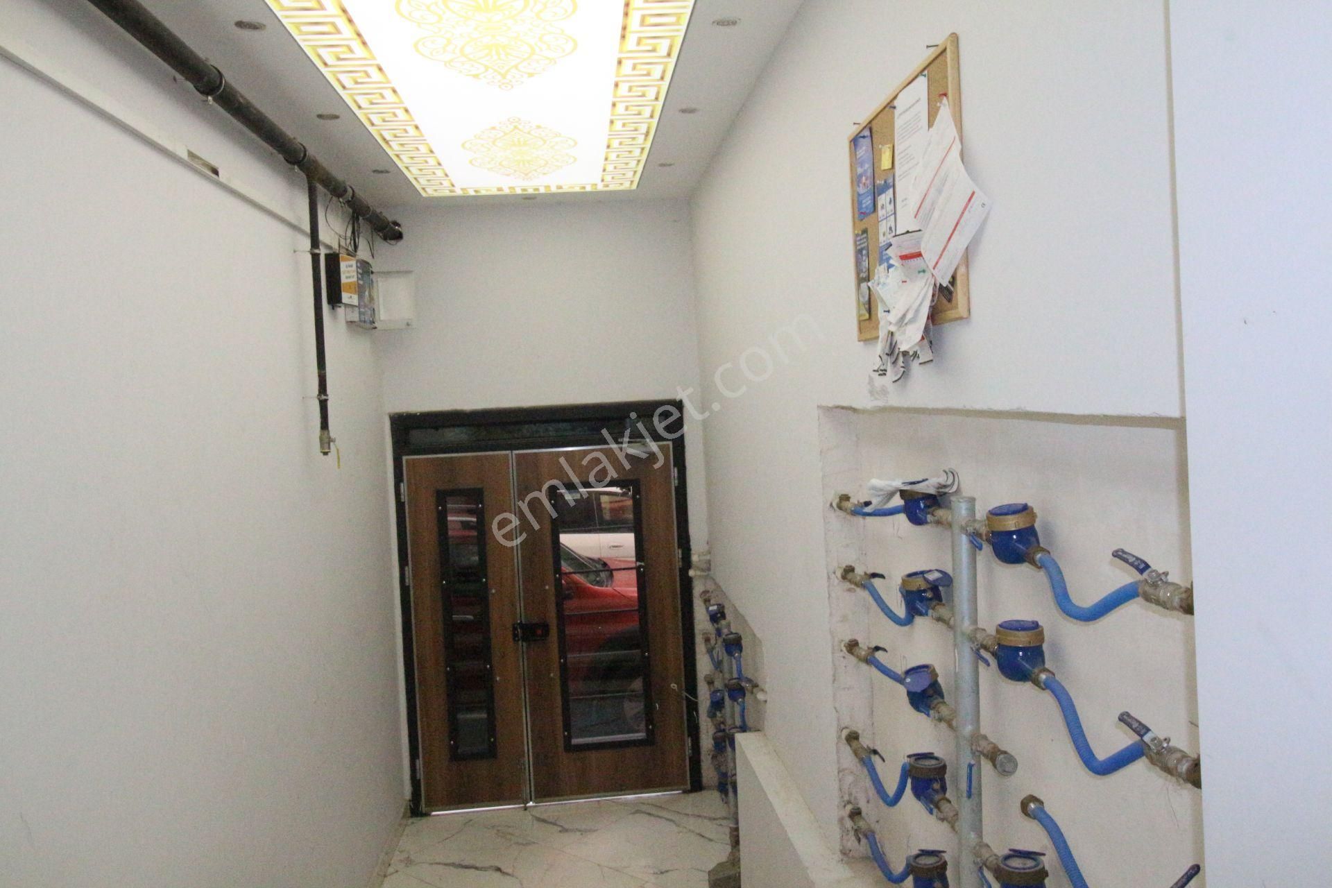 Arga'dan Buca Üçkuyular Meydan Yakını 1+1 Kiralık Daire. - Görsel 20