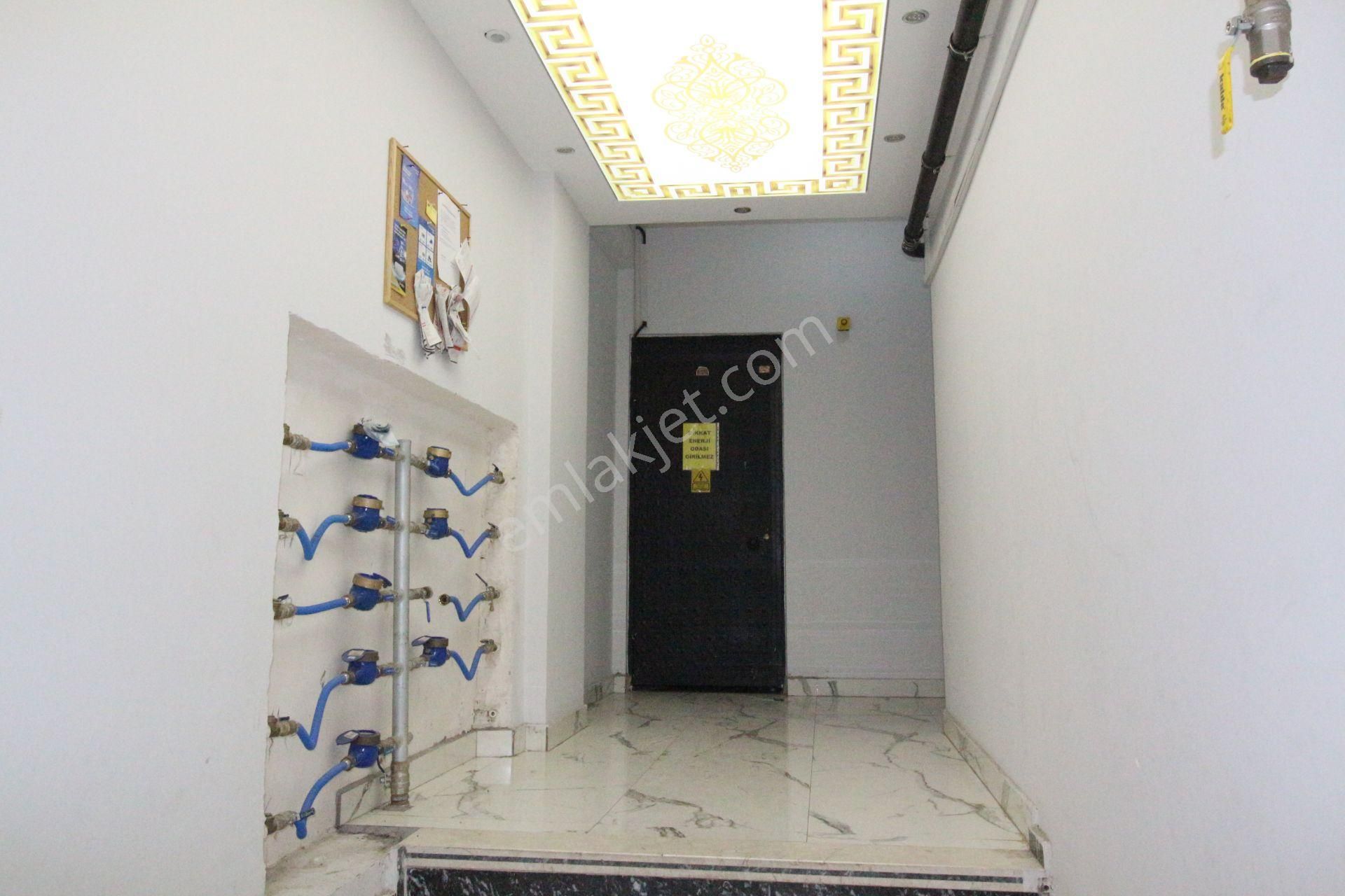 Arga'dan Buca Üçkuyular Meydan Yakını 1+1 Kiralık Daire. - Görsel 22