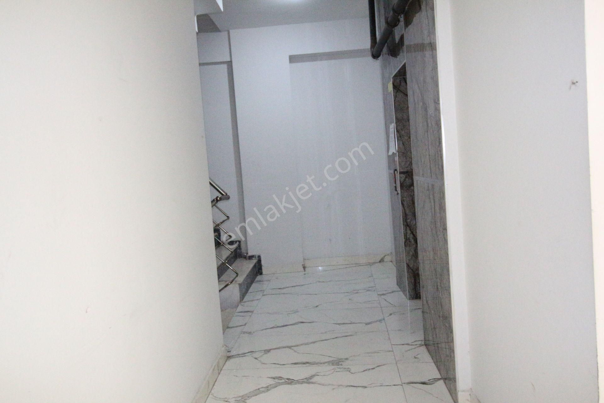 Arga'dan Buca Üçkuyular Meydan Yakını 1+1 Kiralık Daire. - Görsel 21