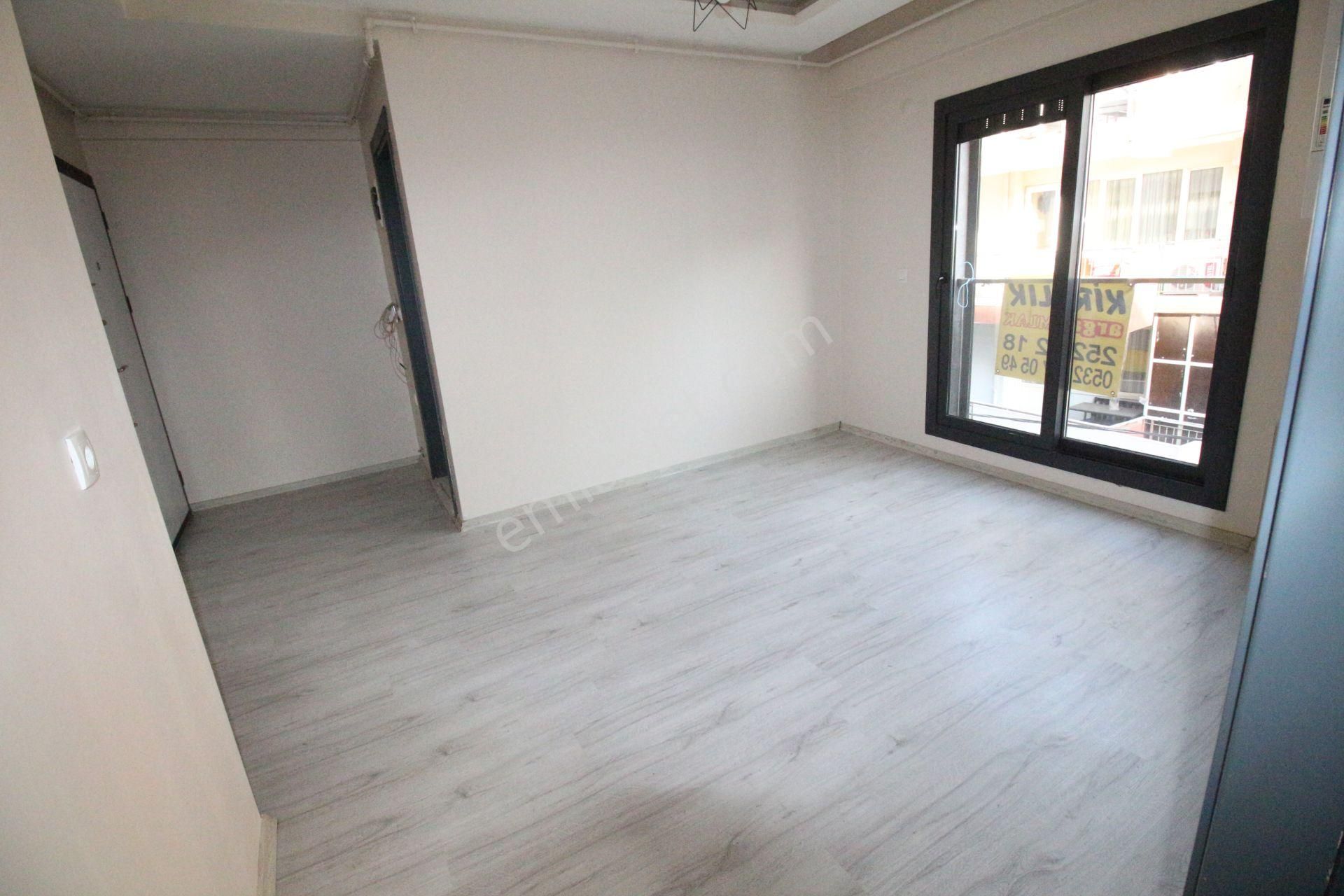 Arga'dan Buca Üçkuyular Meydan Yakını 1+1 Kiralık Daire. - Görsel 6