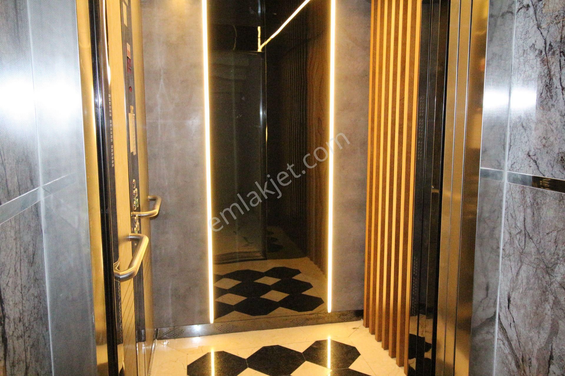 Arga'dan Buca Üçkuyular Meydan Yakını 1+1 Kiralık Daire. - Görsel 17