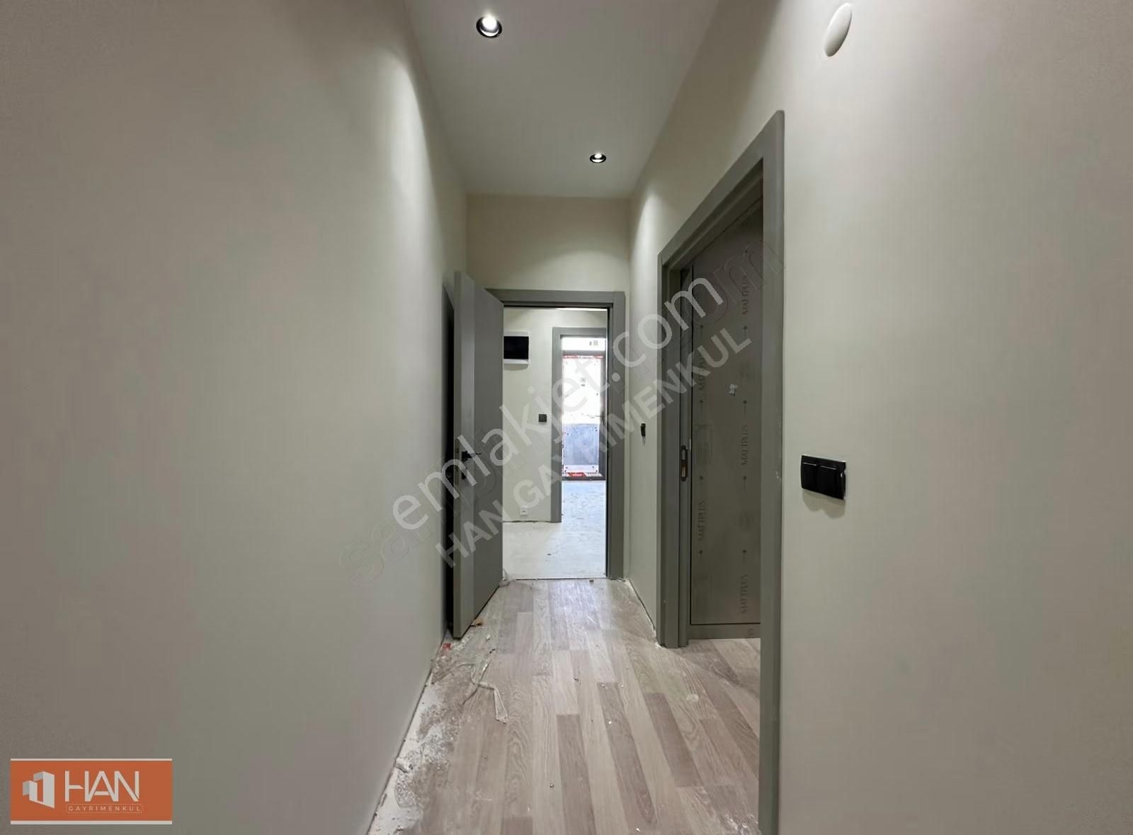 Aydoğmuş Mah. 4+1 Lüks Tramvay Dibi Emsalsiz Katta Tek Daire - Görsel 19