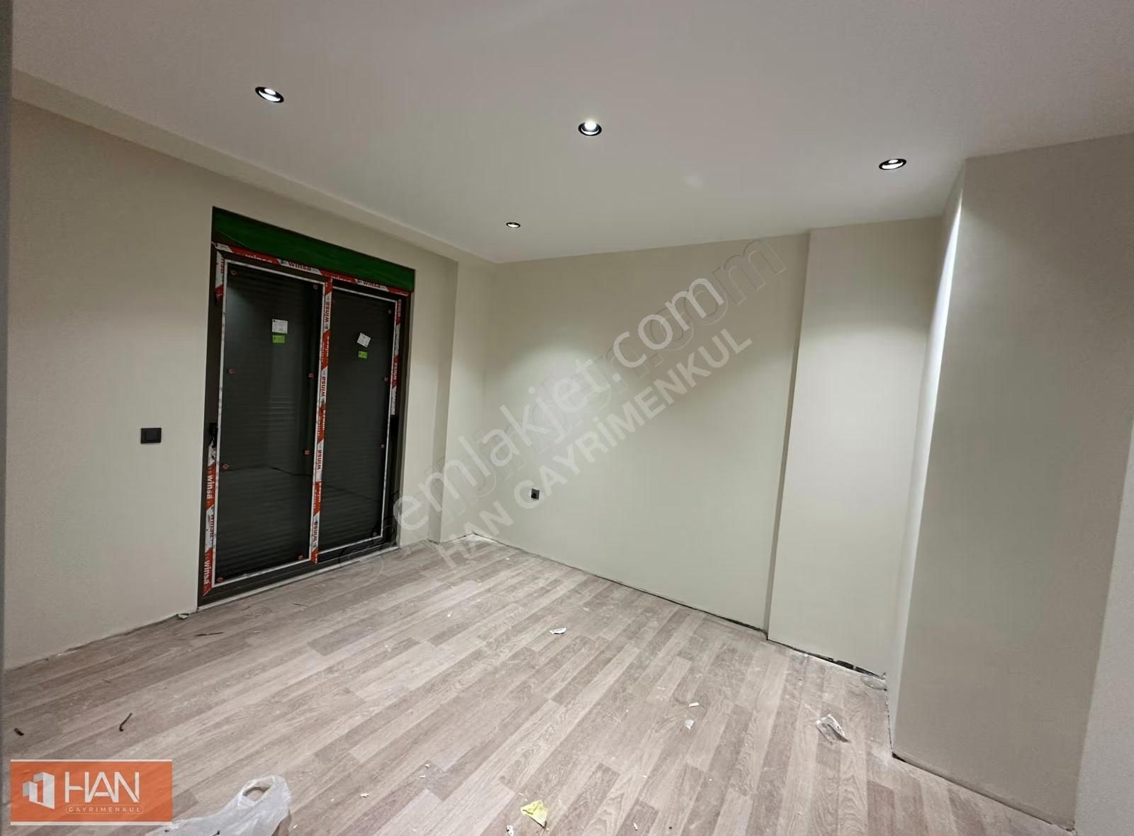 Aydoğmuş Mah. 4+1 Lüks Tramvay Dibi Emsalsiz Katta Tek Daire - Görsel 34
