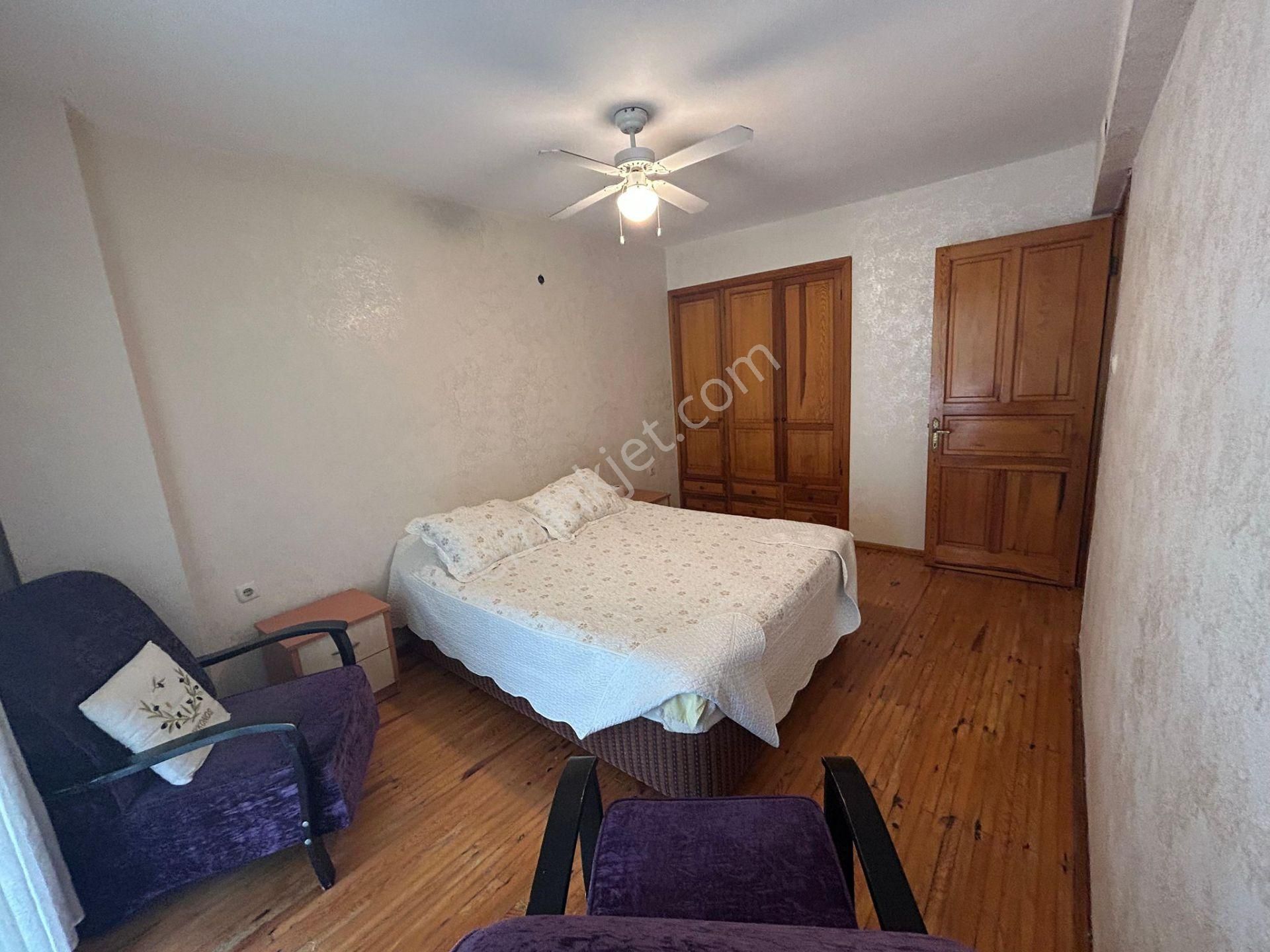 Çeşme Alaçatı 'da Geniş Bahçeli Dubleks 3+1 Satılık Villa - Görsel 32