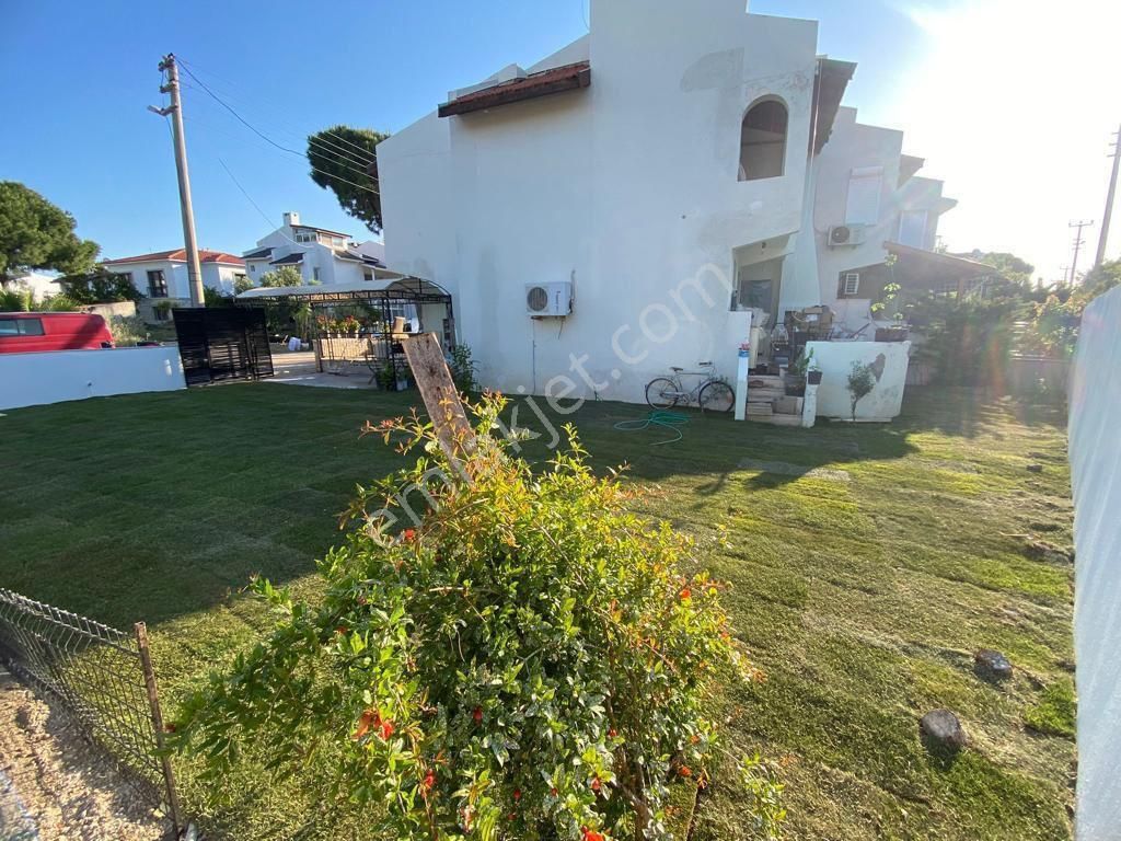 Çeşme Alaçatı 'da Geniş Bahçeli Dubleks 3+1 Satılık Villa - Görsel 7