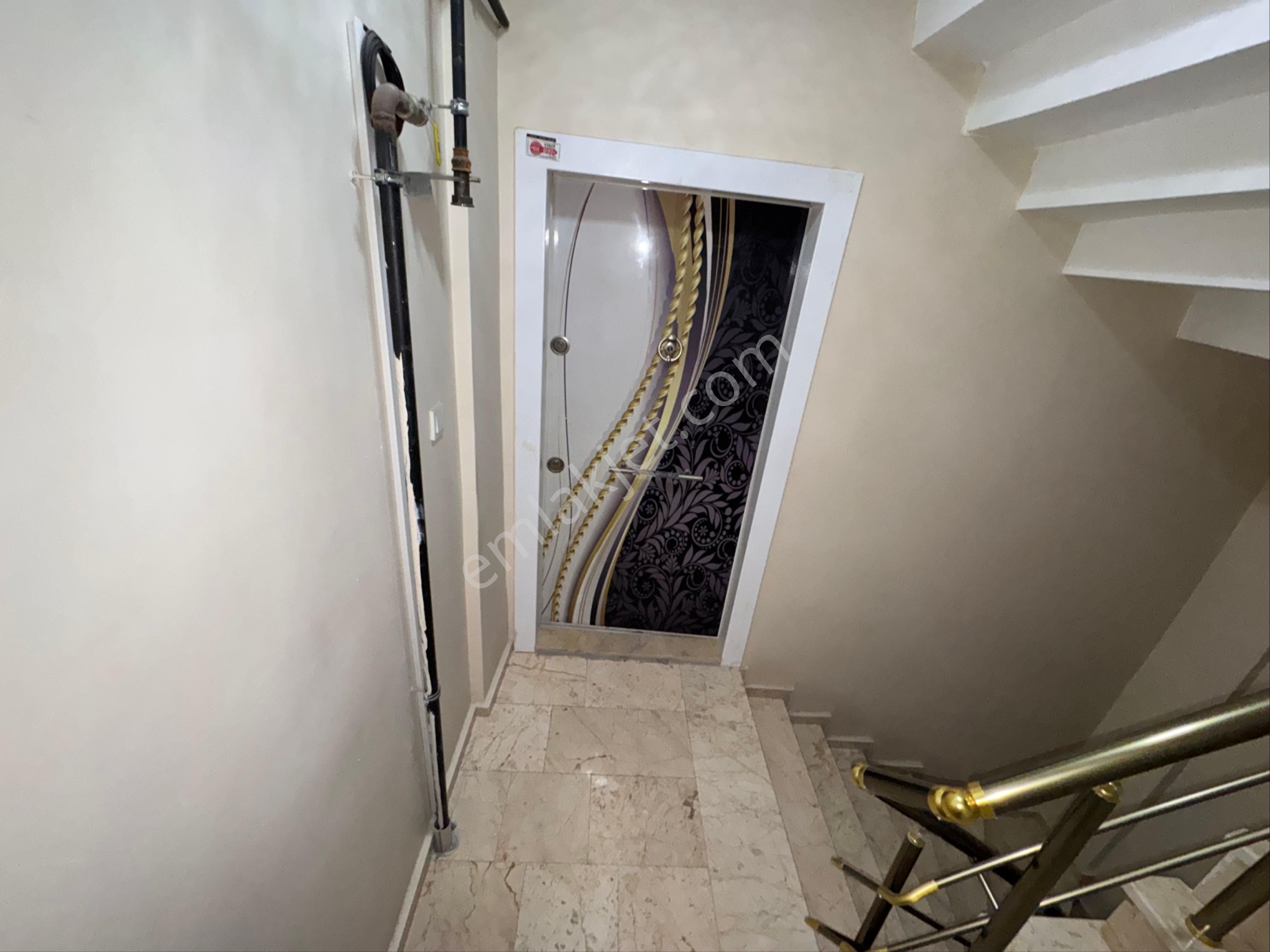 Zafer Yapı Gayrimenkulden Satılık Dubleks 4+2 180m2 2 Daire Sıfır İstanbul Sultangazi Esentepe Mahde - Görsel 14