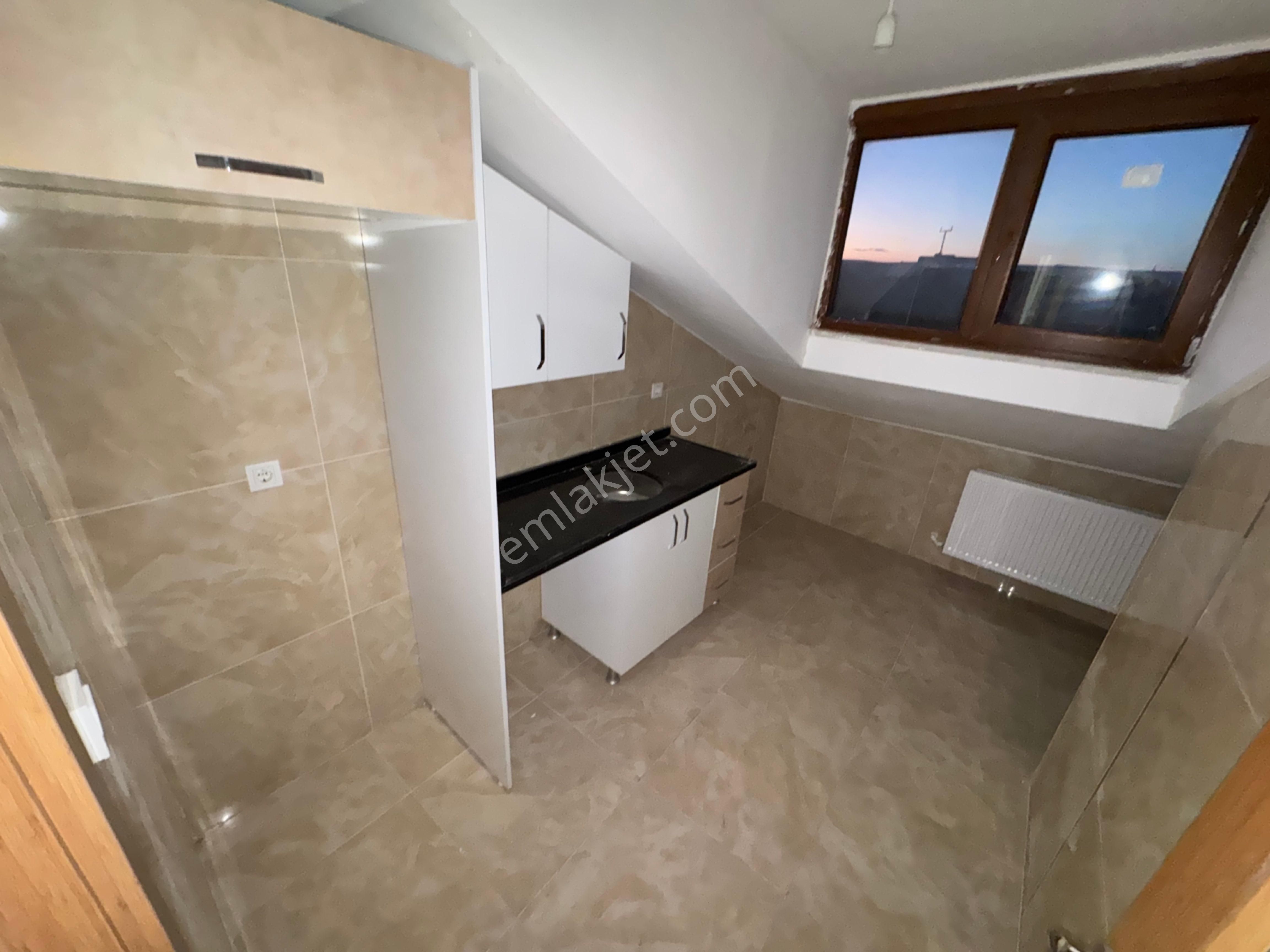 Zafer Yapı Gayrimenkulden Satılık Dubleks 4+2 180m2 2 Daire Sıfır İstanbul Sultangazi Esentepe Mahde - Görsel 26