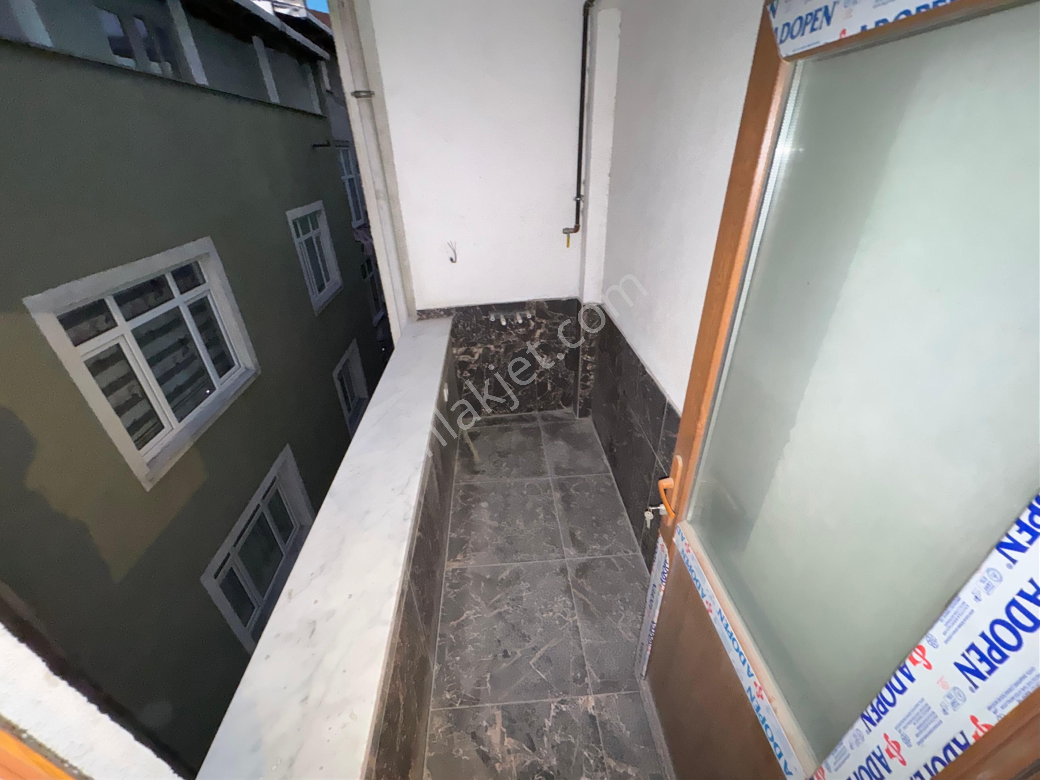 Zafer Yapı Gayrimenkulden Satılık Dubleks 4+2 180m2 2 Daire Sıfır İstanbul Sultangazi Esentepe Mahde - Görsel 8