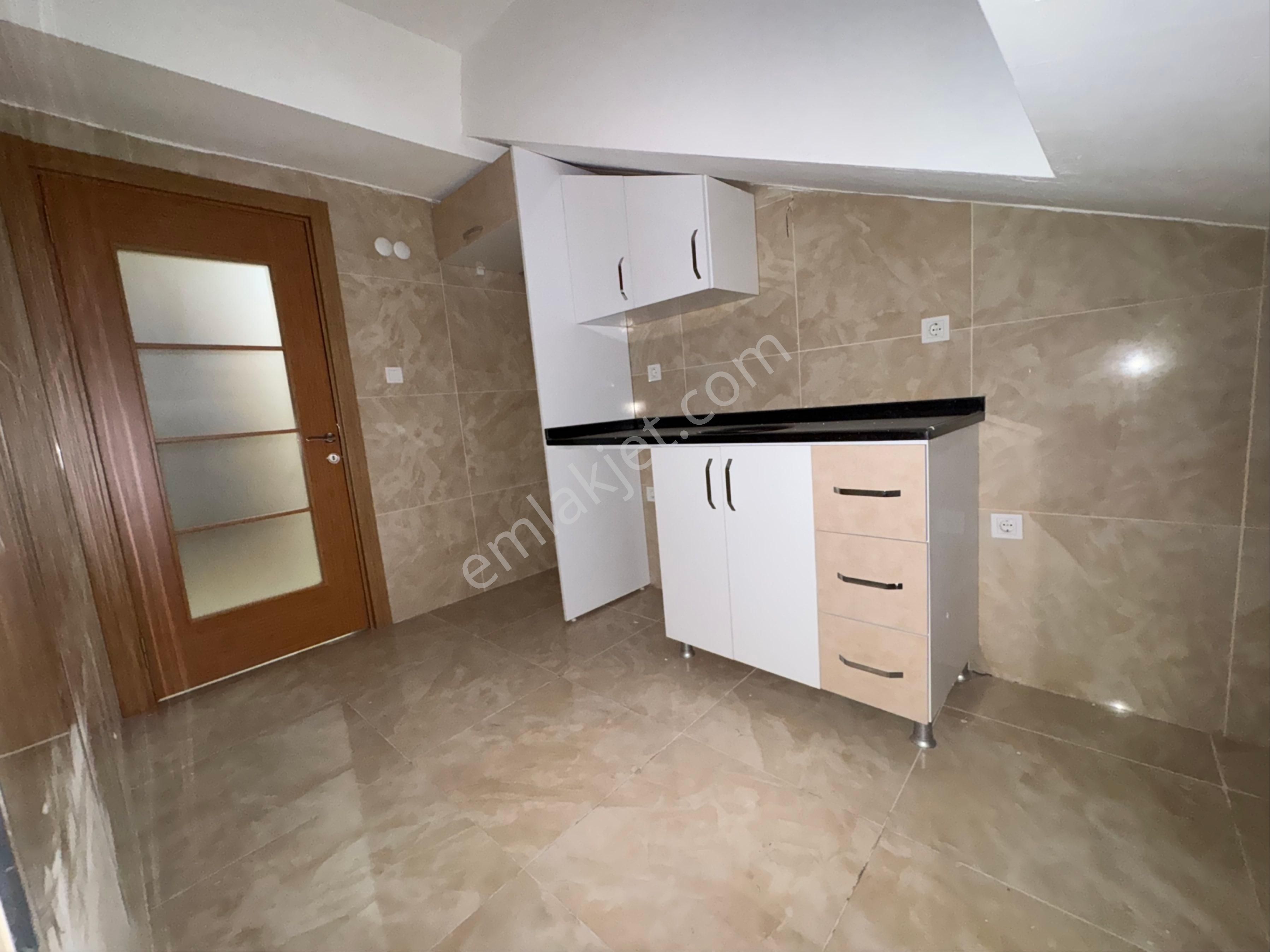 Zafer Yapı Gayrimenkulden Satılık Dubleks 4+2 180m2 2 Daire Sıfır İstanbul Sultangazi Esentepe Mahde - Görsel 27