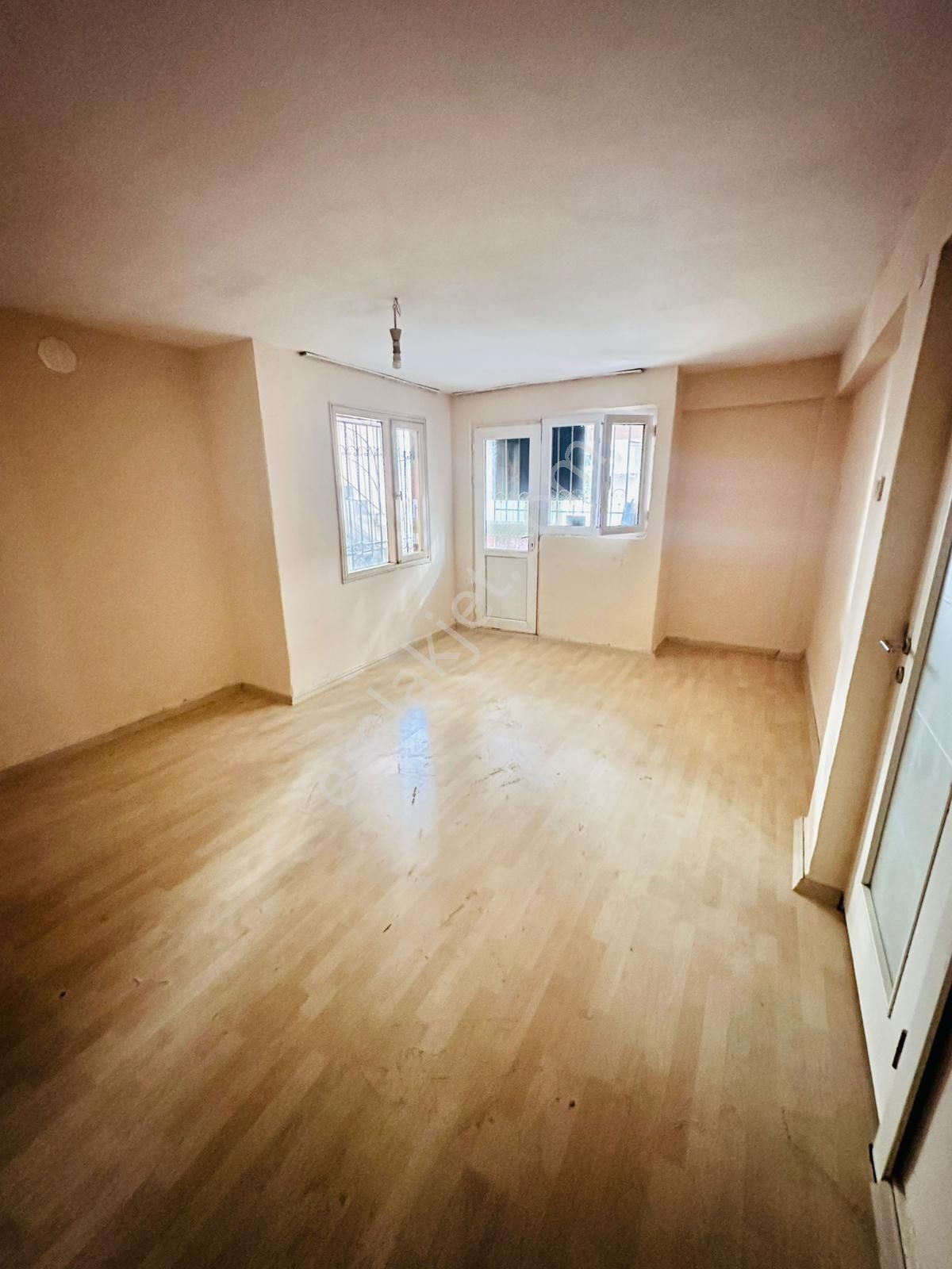 Tepekule Mahallesi 2+1 Seyahat Kent Yanı Kiralık Daire - Görsel 2