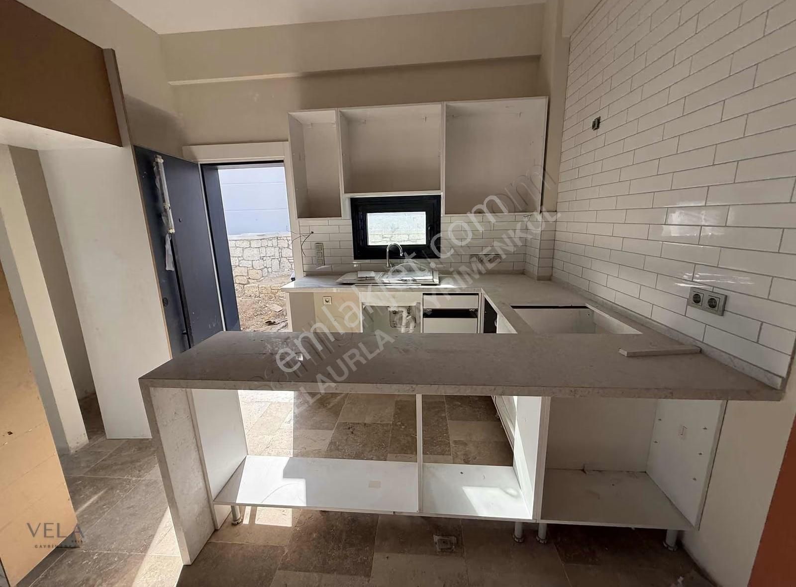 Urla Uzunkuyu Satılık 2+1 Havuzlu Villa - Görsel 10