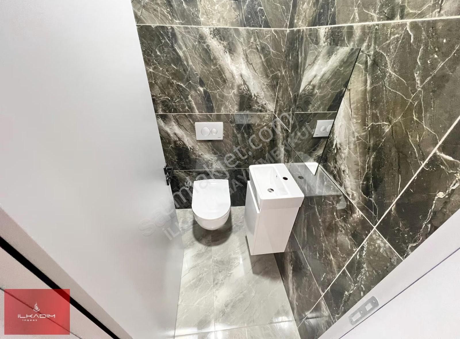 Ovacık Mahallesinde Yerden Isıtmalı Ada Mutfaklı Ön Cephe 4+1 - Görsel 21