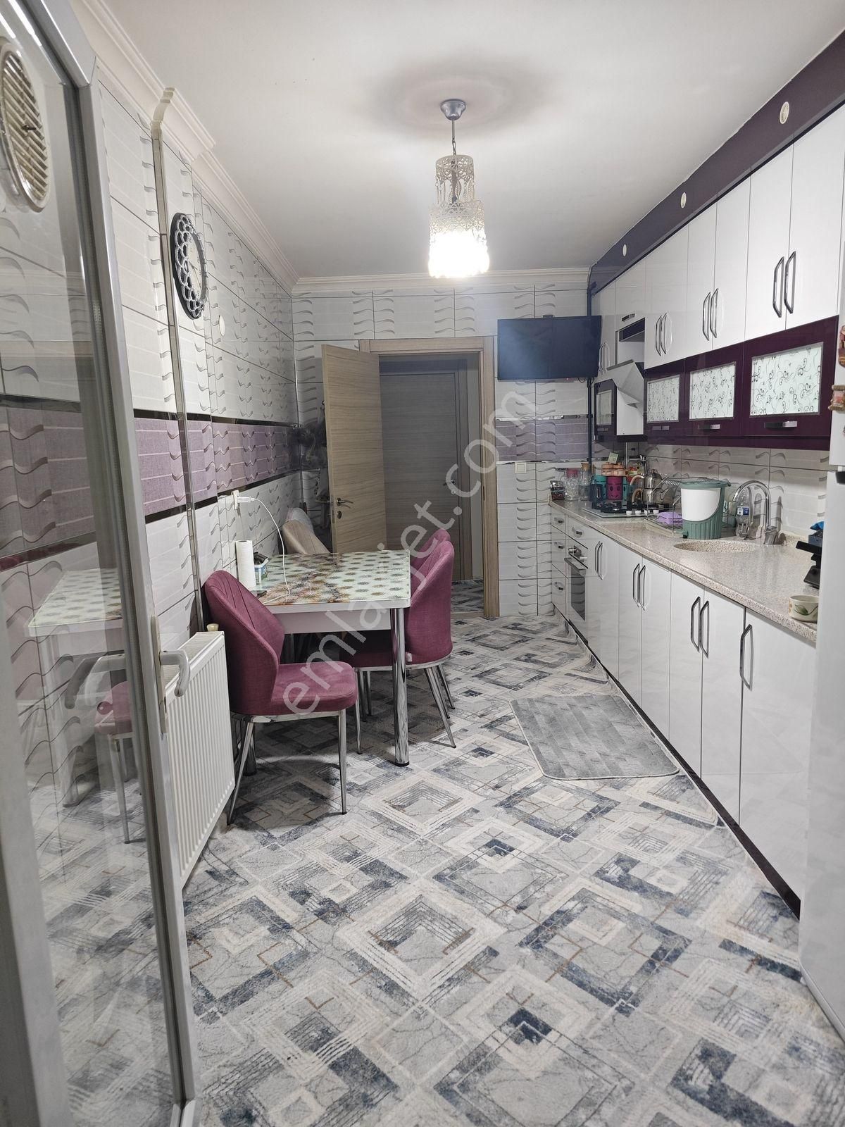 Uşak Merkez Fevziçakmak'ta Özdilek Yakını Satılık Lüks 3+1 Daire - Görsel 3