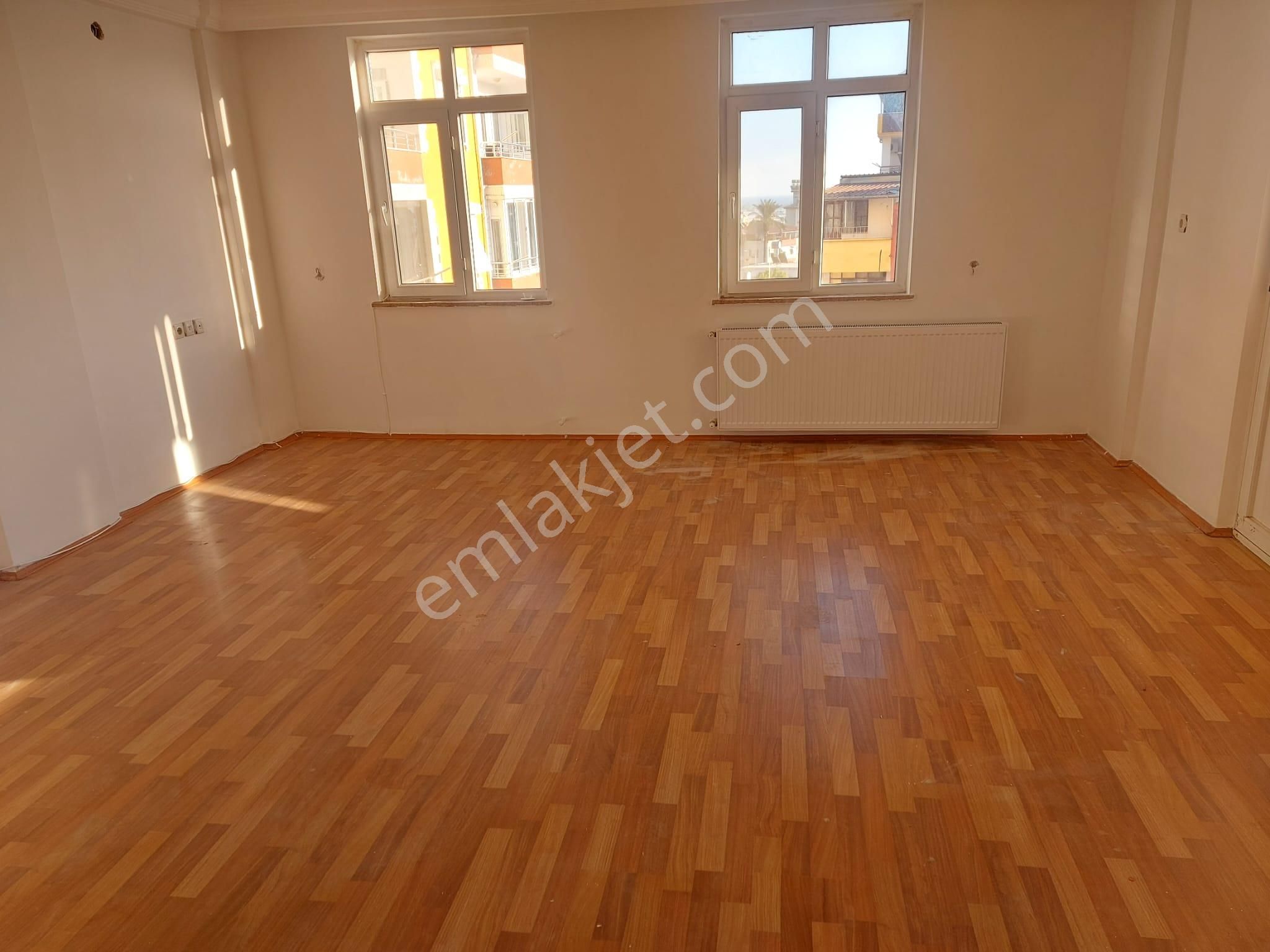 Anamur Akarca Mahallesi 2 Nolu Sağlık Ocağı Üstü Mutlu Ap. 3. Kat Asansörlü 3+1 Kiralık Daire - Görsel 14
