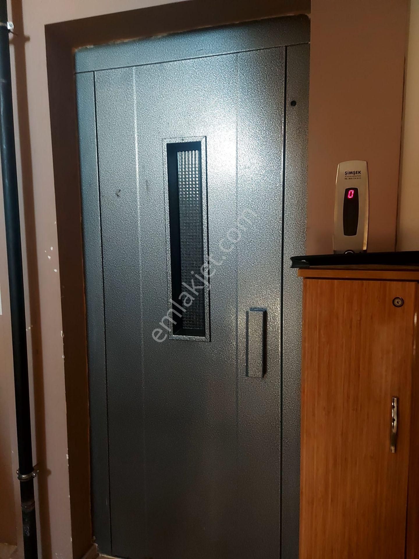 Anamur Akarca Mahallesi 2 Nolu Sağlık Ocağı Üstü Mutlu Ap. 3. Kat Asansörlü 3+1 Kiralık Daire - Görsel 9