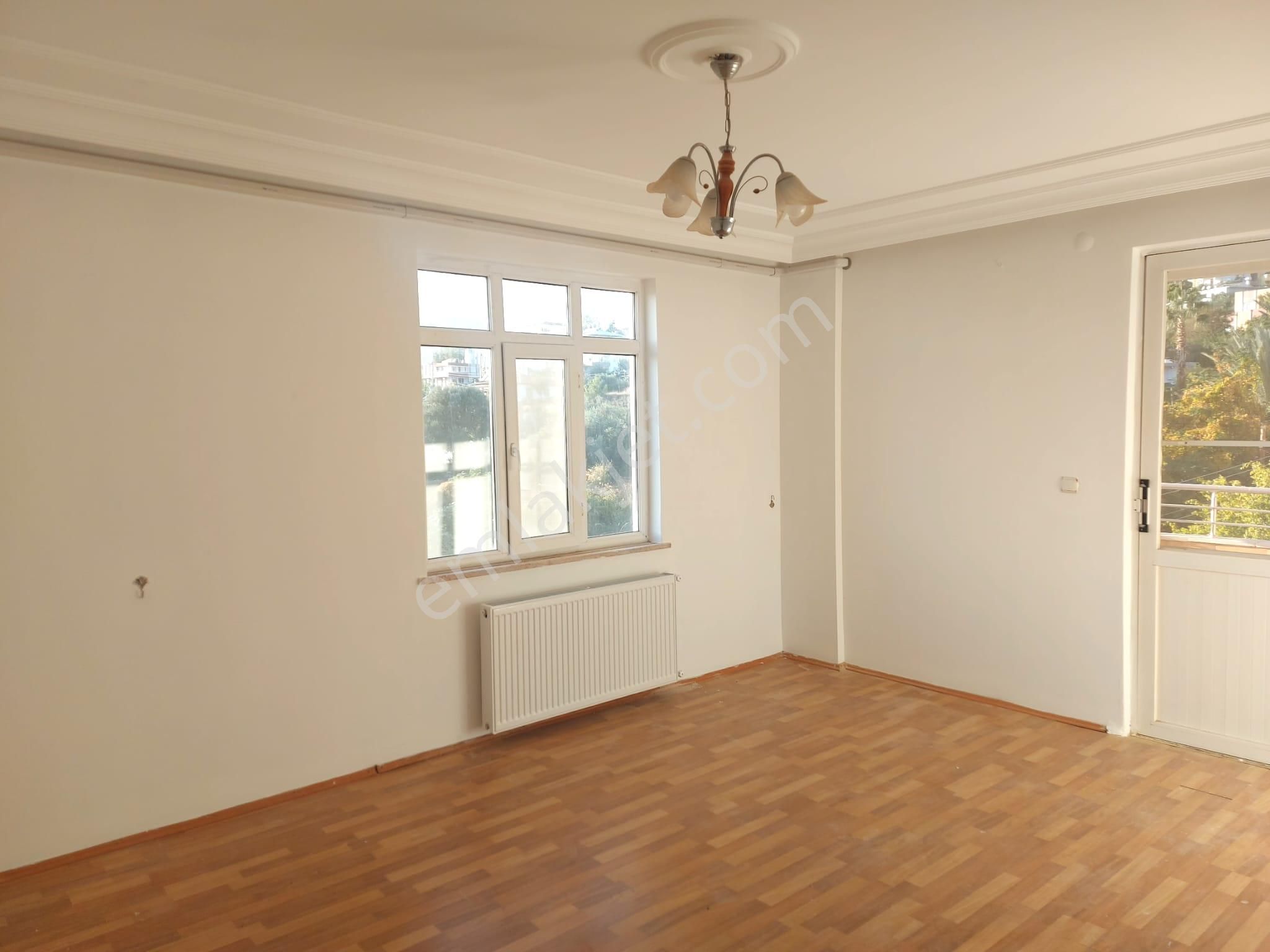 Anamur Akarca Mahallesi 2 Nolu Sağlık Ocağı Üstü Mutlu Ap. 3. Kat Asansörlü 3+1 Kiralık Daire - Görsel 4