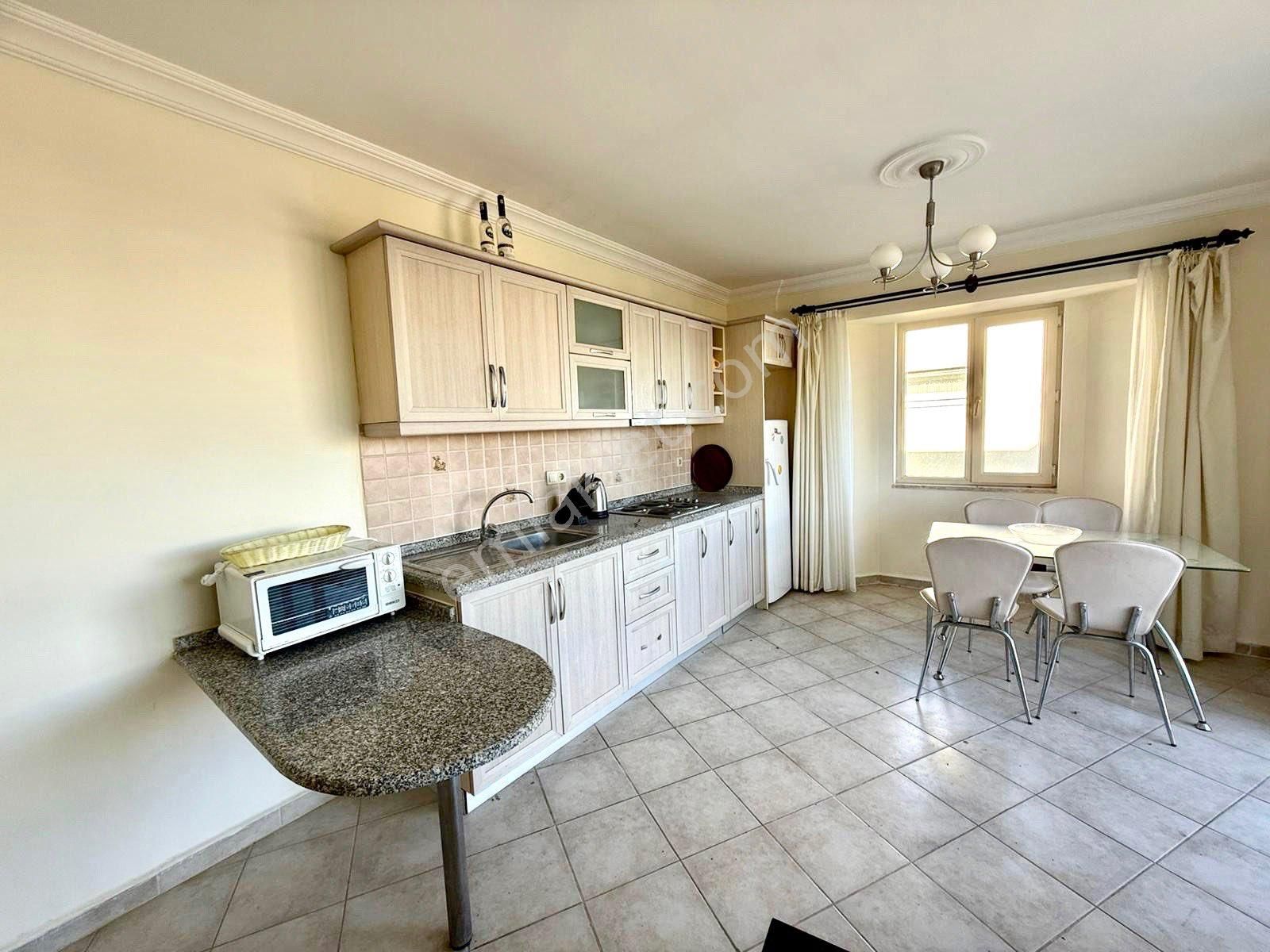 Satılık Daire Deniz Manzaralı Ev Plajlı Sitede Ön Sırada Düzayak Bulunmaz Konum Fırsat Ev Acil - Görsel 15