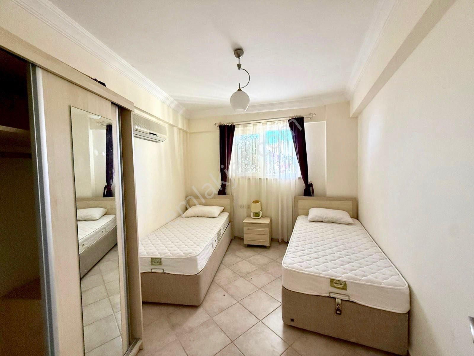 Satılık Daire Deniz Manzaralı Ev Plajlı Sitede Ön Sırada Düzayak Bulunmaz Konum Fırsat Ev Acil - Görsel 27