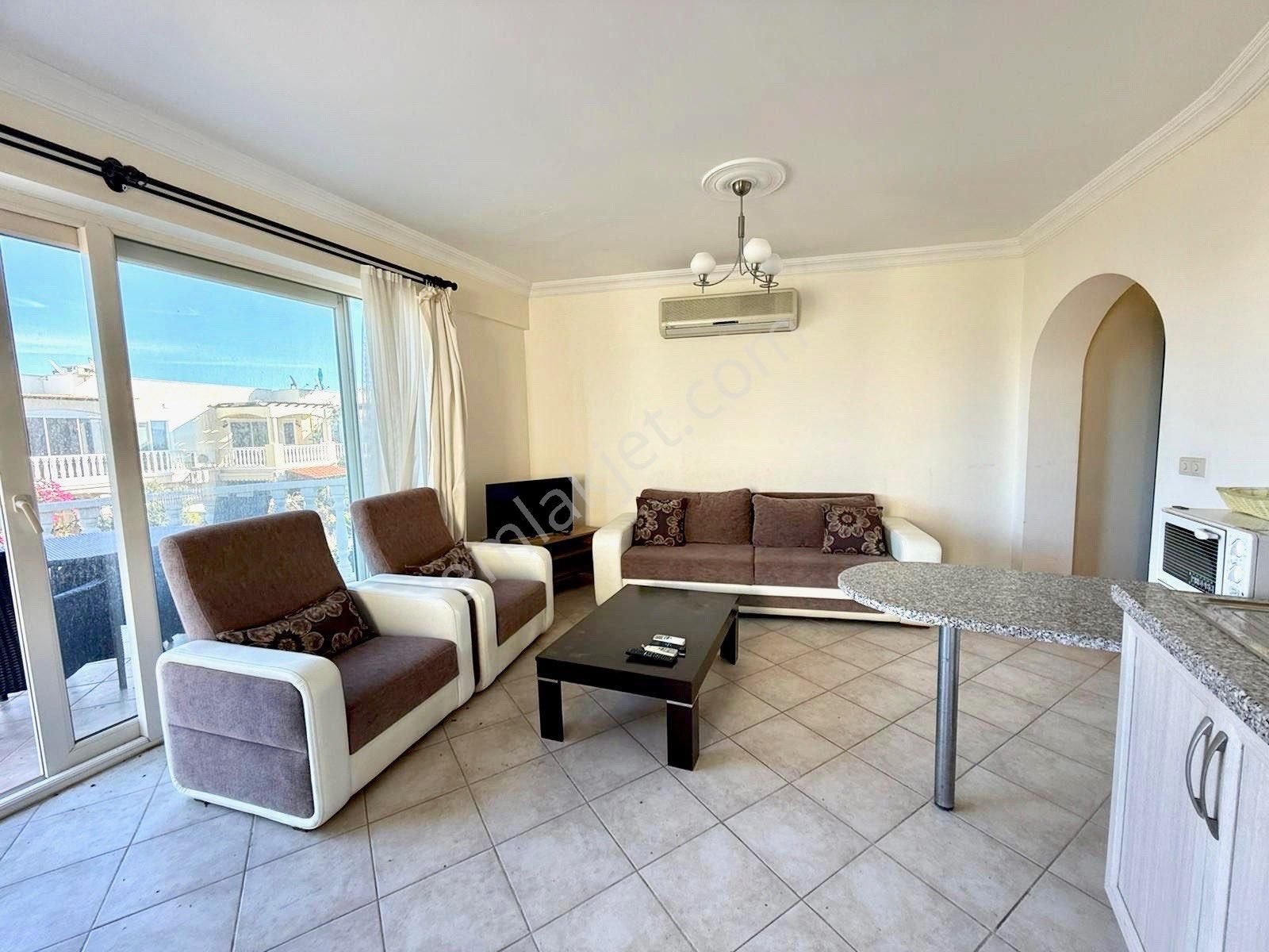 Satılık Daire Deniz Manzaralı Ev Plajlı Sitede Ön Sırada Düzayak Bulunmaz Konum Fırsat Ev Acil - Görsel 12