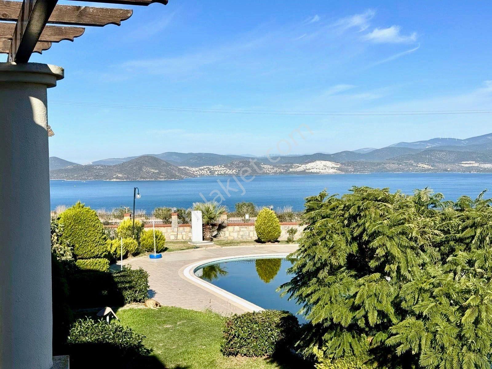 Satılık Daire Deniz Manzaralı Ev Plajlı Sitede Ön Sırada Düzayak Bulunmaz Konum Fırsat Ev Acil - Görsel 17