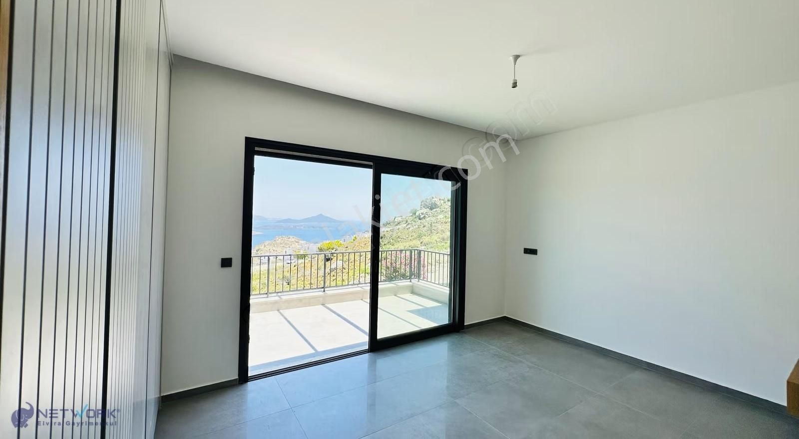 Satılık 3+1 Dubleks Özel Havuzlu Bahçeli Villa Yahşi Bağla - Görsel 22