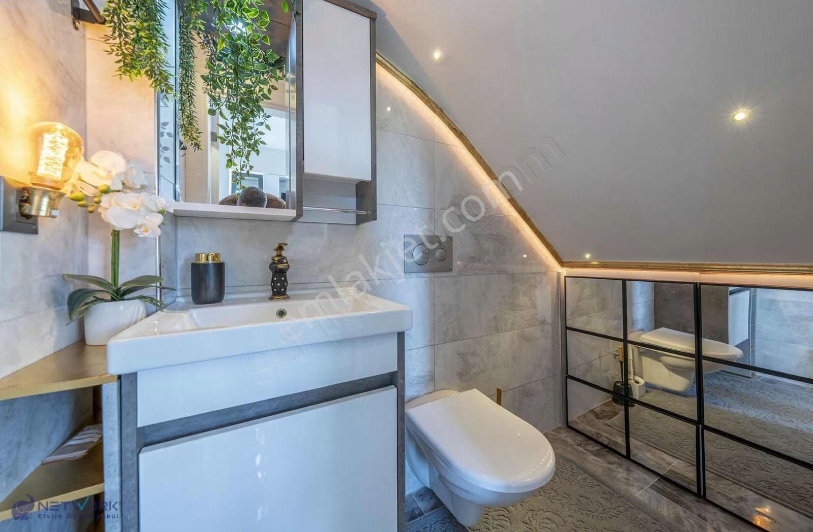 Bodrum Meşelik Bölgesi Yeni Havuzlu Sitede Eşyalı Dubleks Villa - Görsel 4