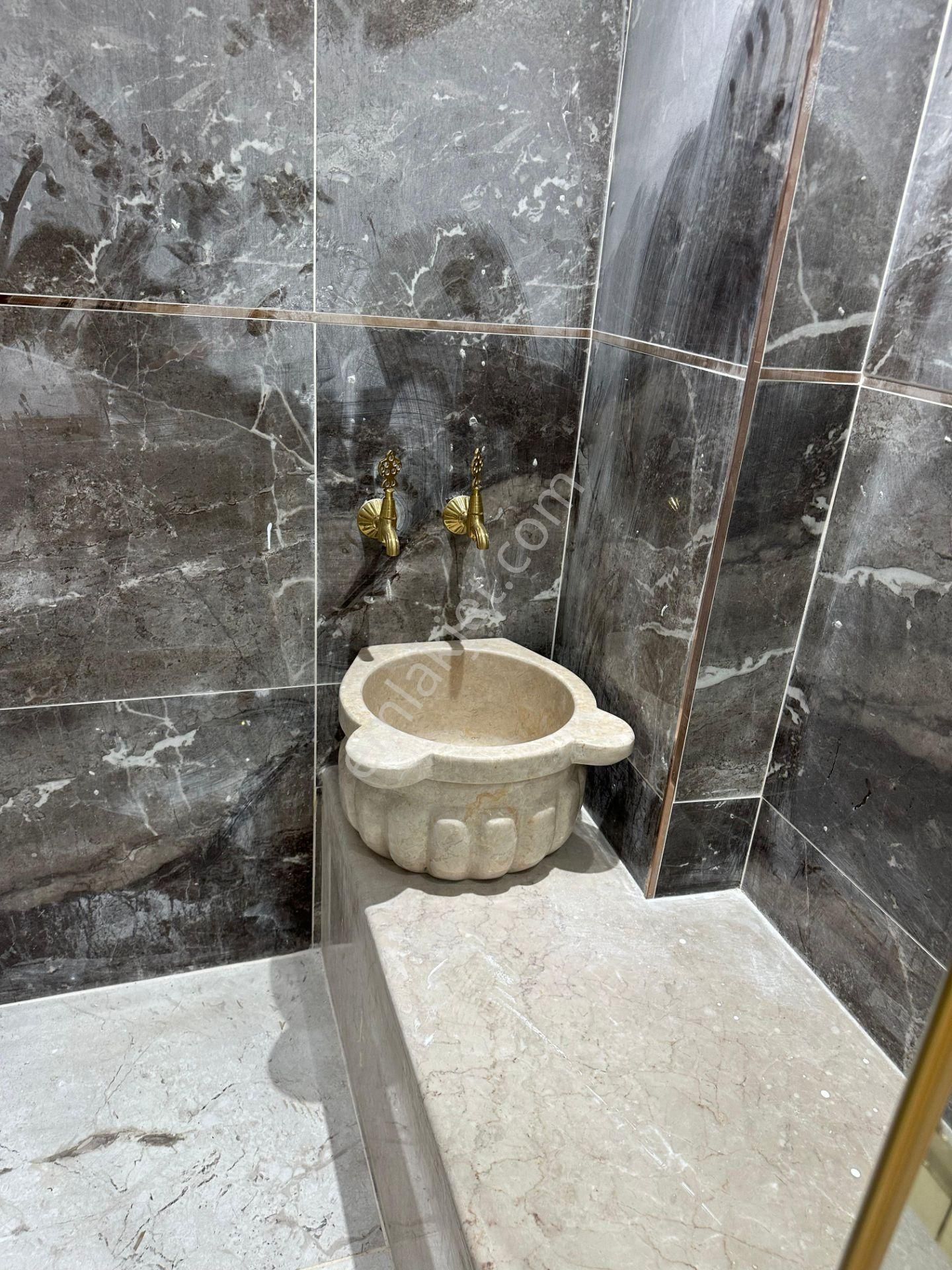 Üstünkent Emlak'tan Kiralık 5+1 Lüks İkiz Villa - Görsel 16