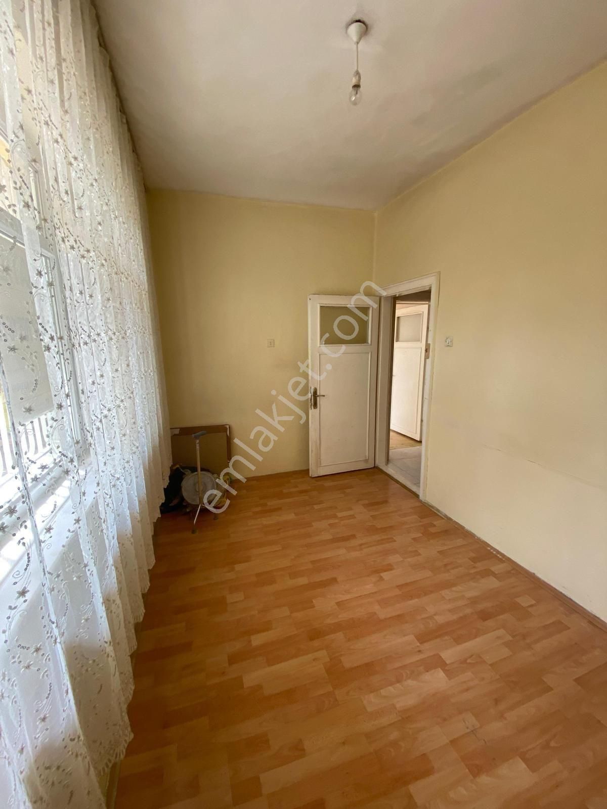 Fatma Ülken Gayrimenkulden Fevzi Cakmak Mah De 3+1 Sobalı Satılık Daire