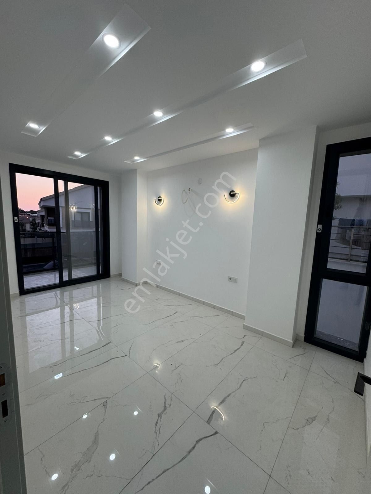 Didim Altınkum Mah Denize 250mt 4+1 Tam Müstakil Villa - Görsel 20