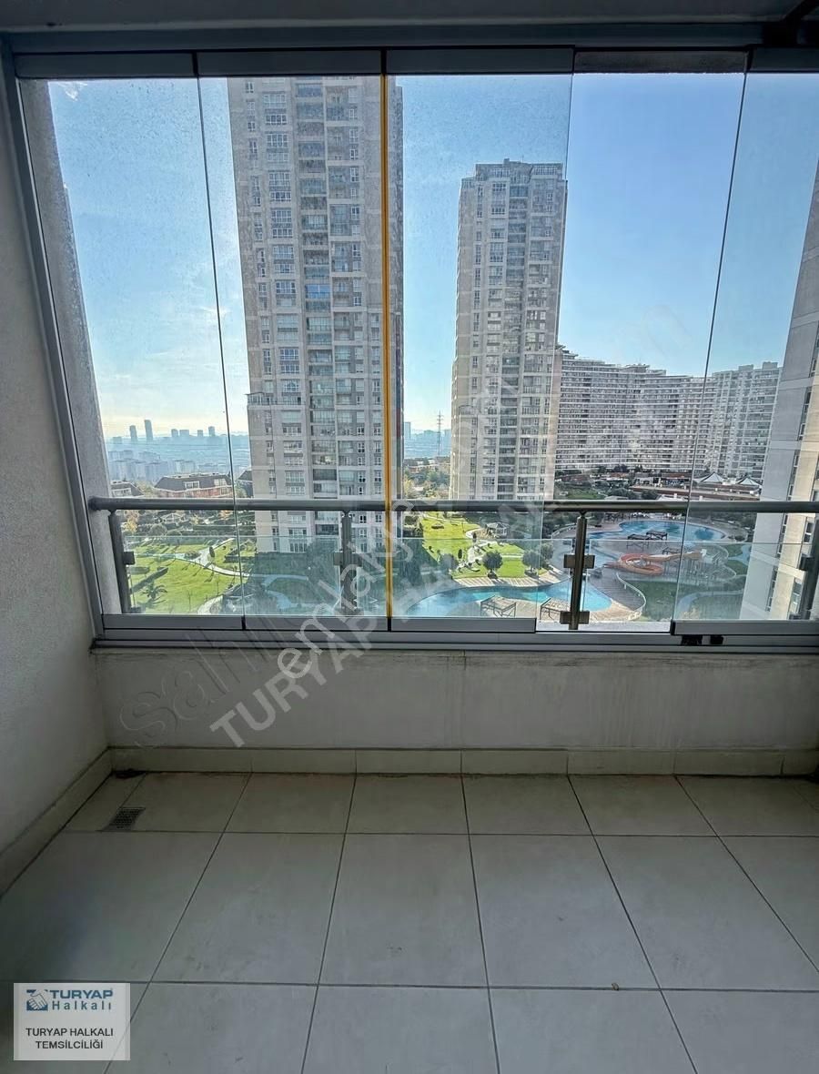 Başakşehir Ağaoğlu My World Europe 4+1 203 M2 Satılık Boş Daire - Görsel 3