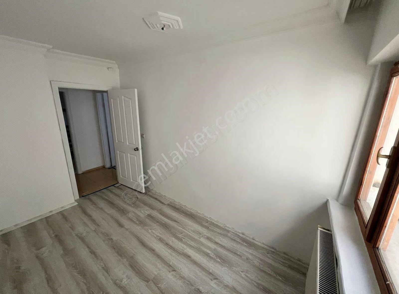 Natoyolu Cad. 1 Sokak Giriş Kat Cepheleri Açık Masrafsız 3+1!!! - Görsel 35