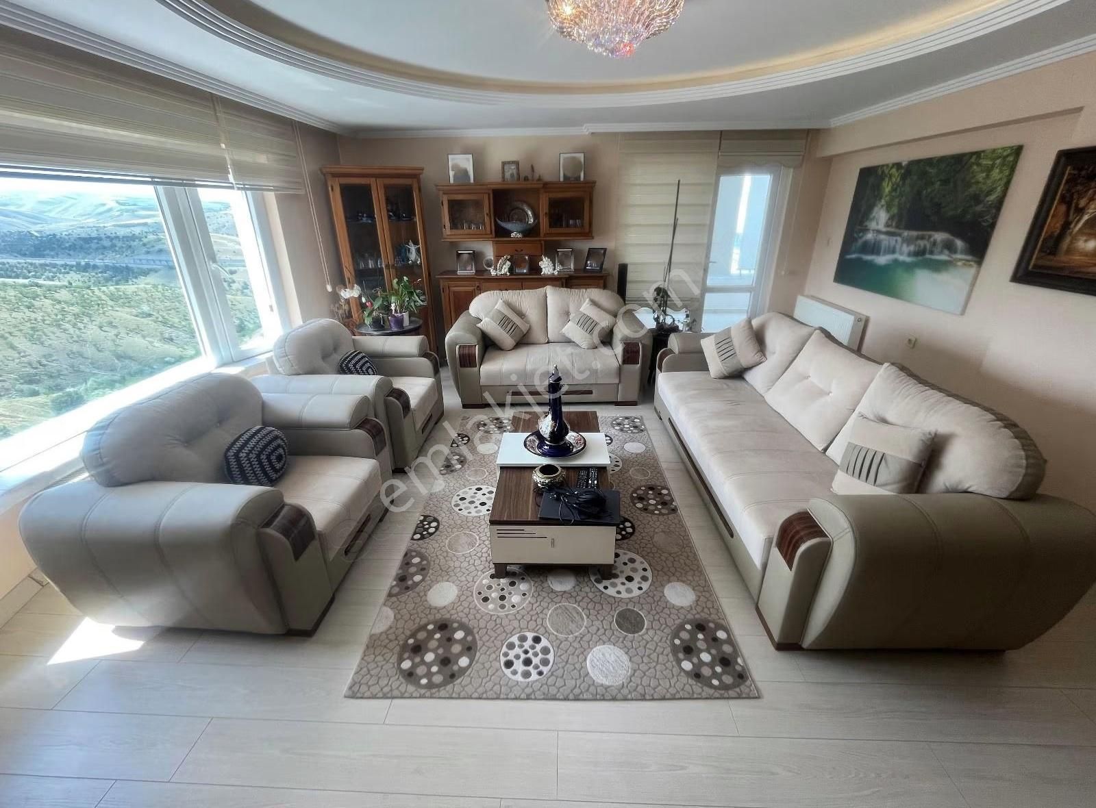 Ege'de Full Yapılı Vadi Manzaralı Krediye Uygun 4+1 250m2 Dublex