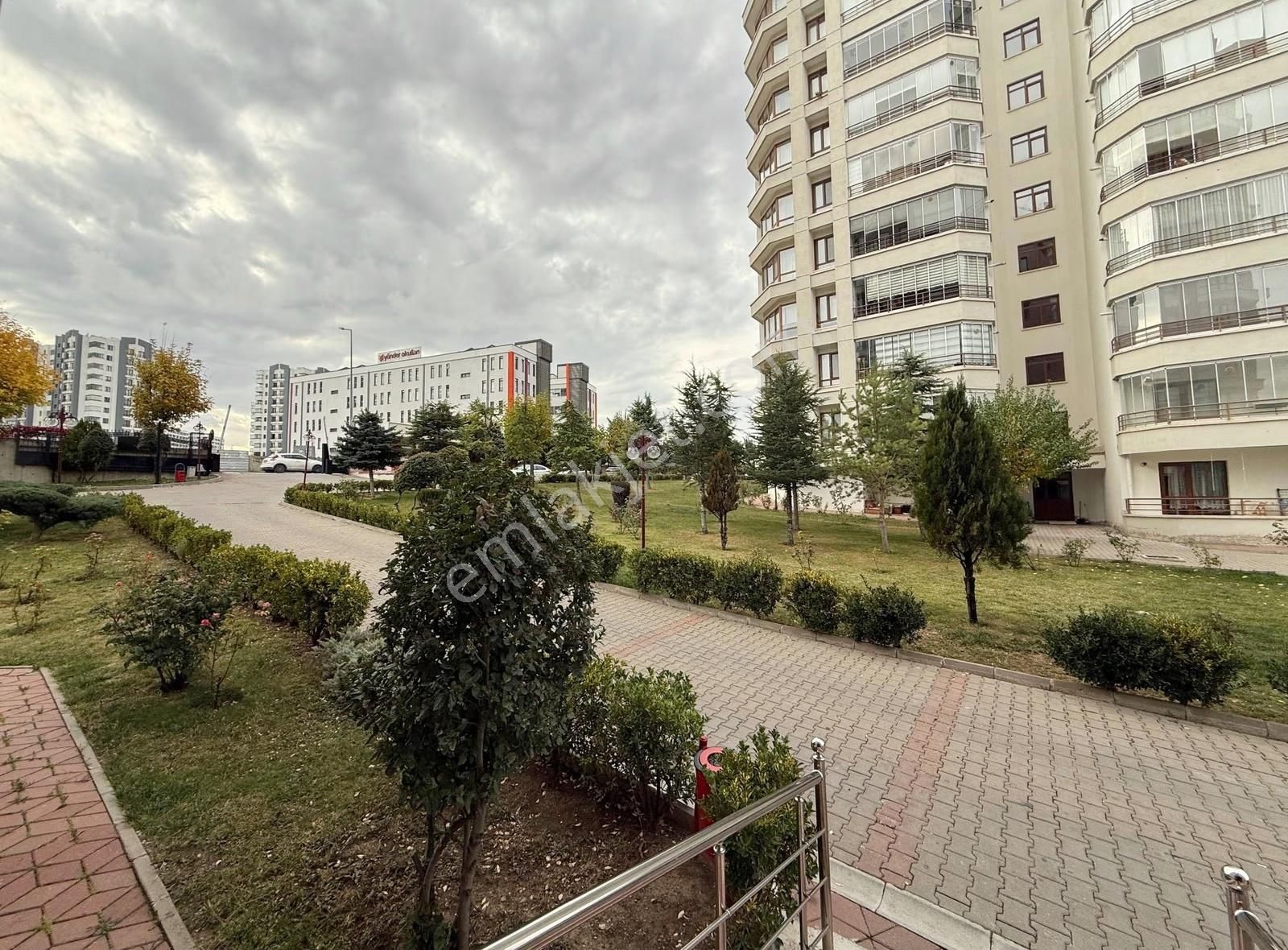 Nata Vega Dibi Güvenlikli Sitede Yüksek Kat Krediye Uygun 3+1!!! - Görsel 16