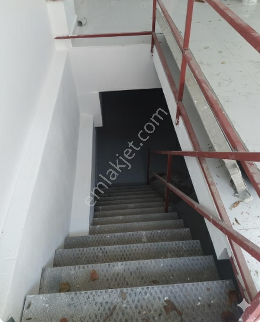 Gazıosmanpaşa Pazariçi Cadde Üzeri Sıfır Depolu Dükkan 100+120 M² - Görsel 5