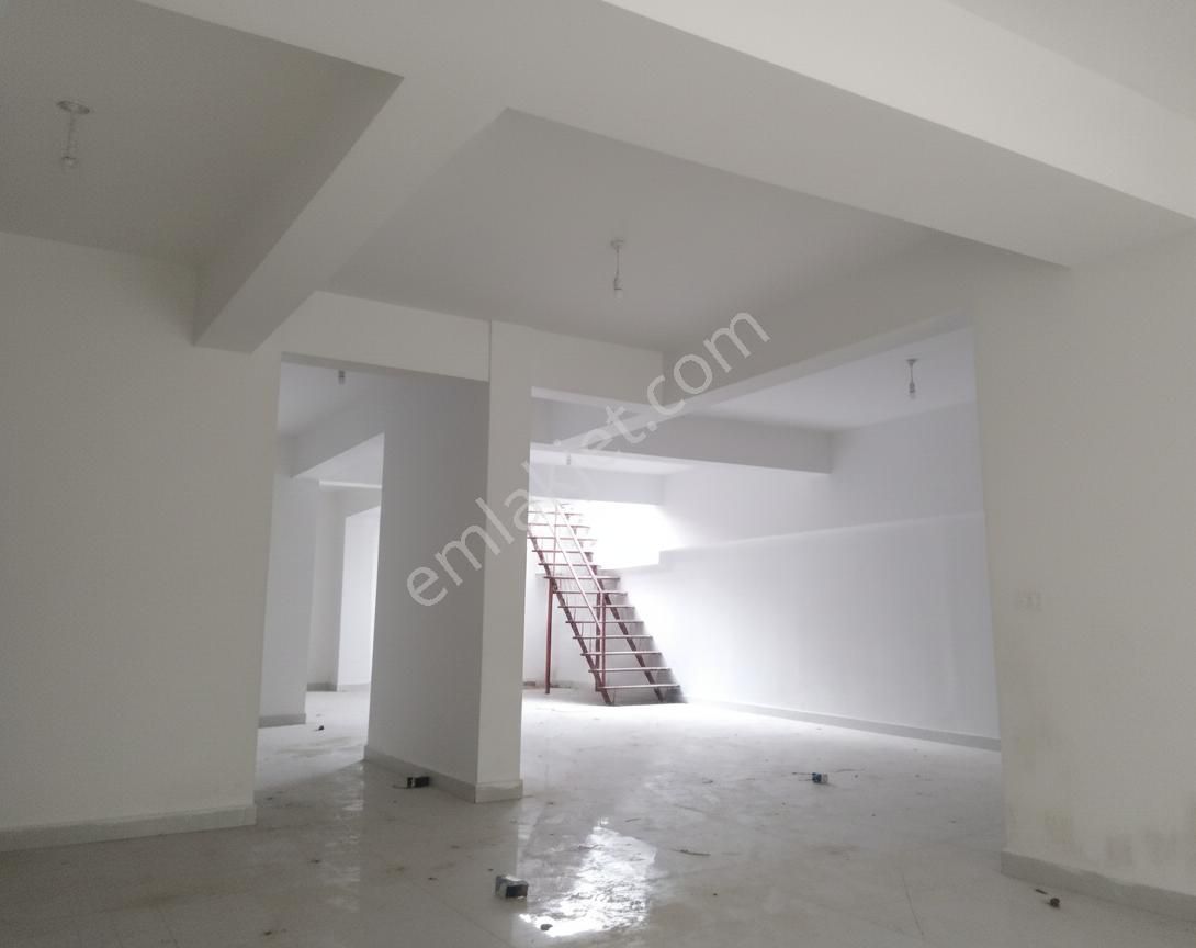 Gazıosmanpaşa Pazariçi Cadde Üzeri Sıfır Depolu Dükkan 100+120 M² - Görsel 15