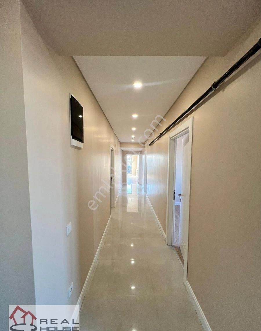 Bahçelievler Yenibosna Merkez Mah. De Satılık 3+1 Lüks Daire - Görsel 2