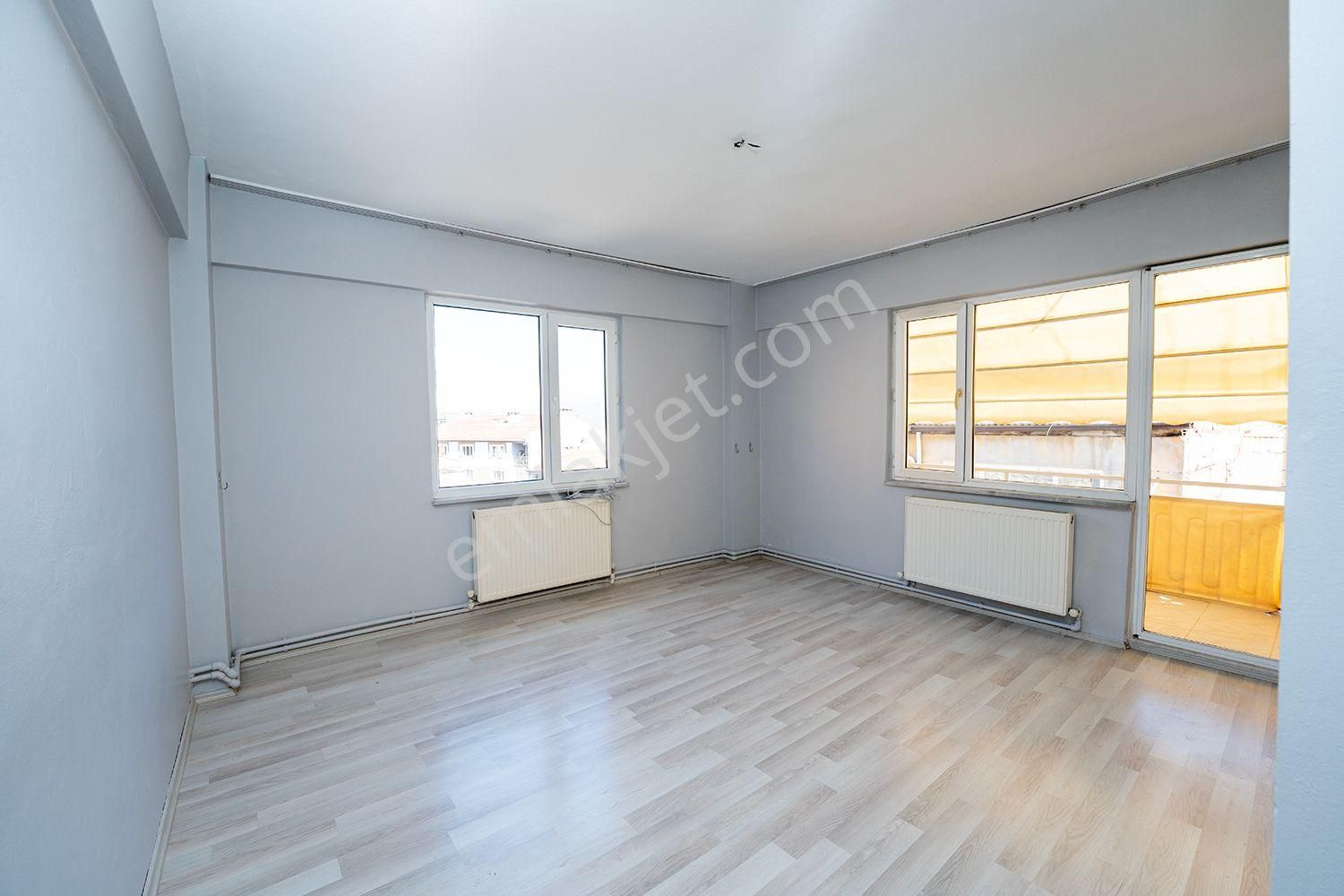 C21 Cius; Askerlik Şubesi Civarı Köşe Arakat 2+1 Kiralık Daire - Görsel 2