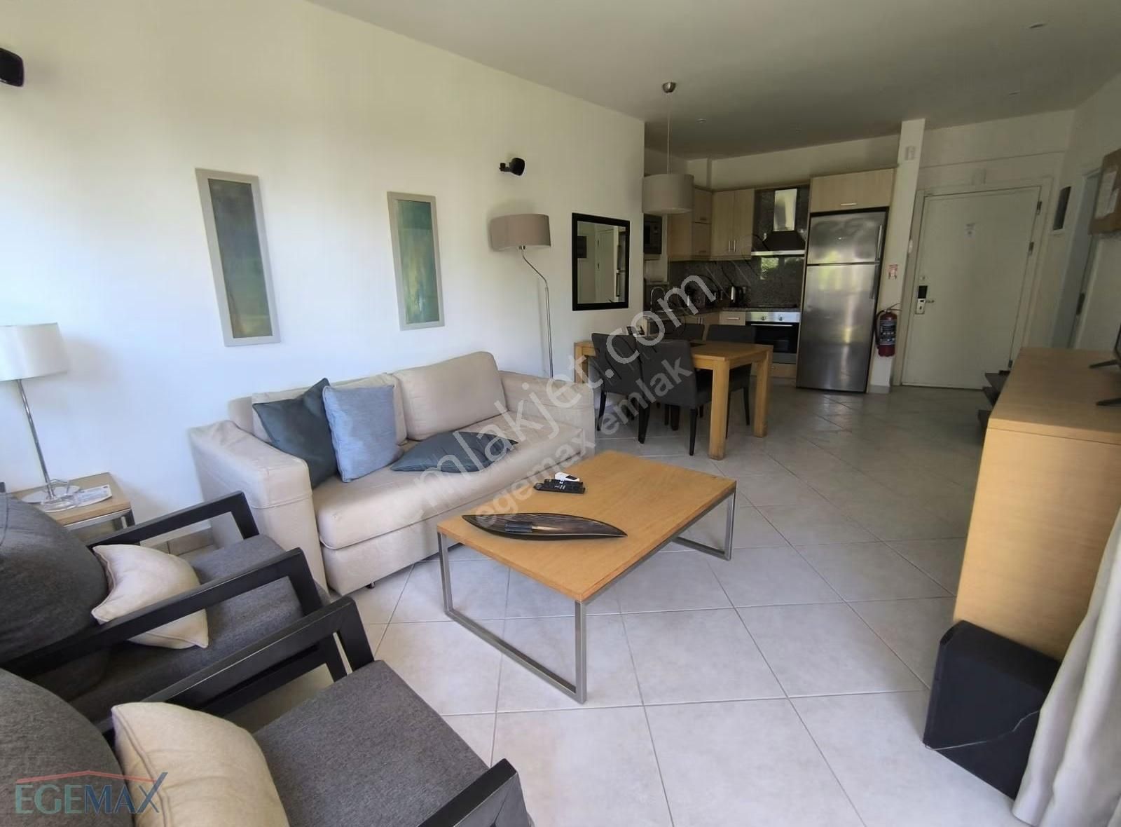 Havuzlu 24 Saat Güvenlikli Sitede Yazlık - Görsel 12