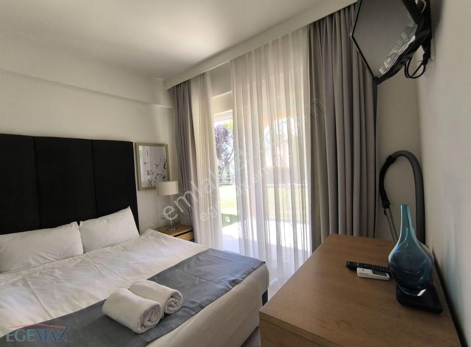 Havuzlu 24 Saat Güvenlikli Sitede Yazlık - Görsel 14