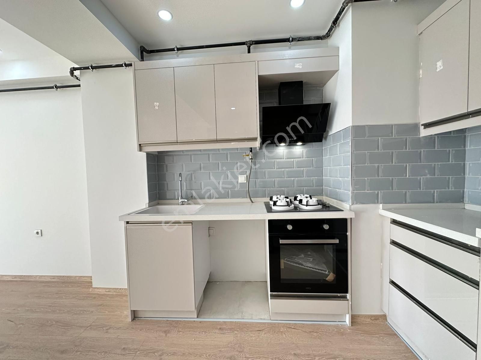 Karşıyaka Bahariye De Satılık 5 Katlı Nın Ara Katın Da Daire 2+1 -60-78m2 - Görsel 11