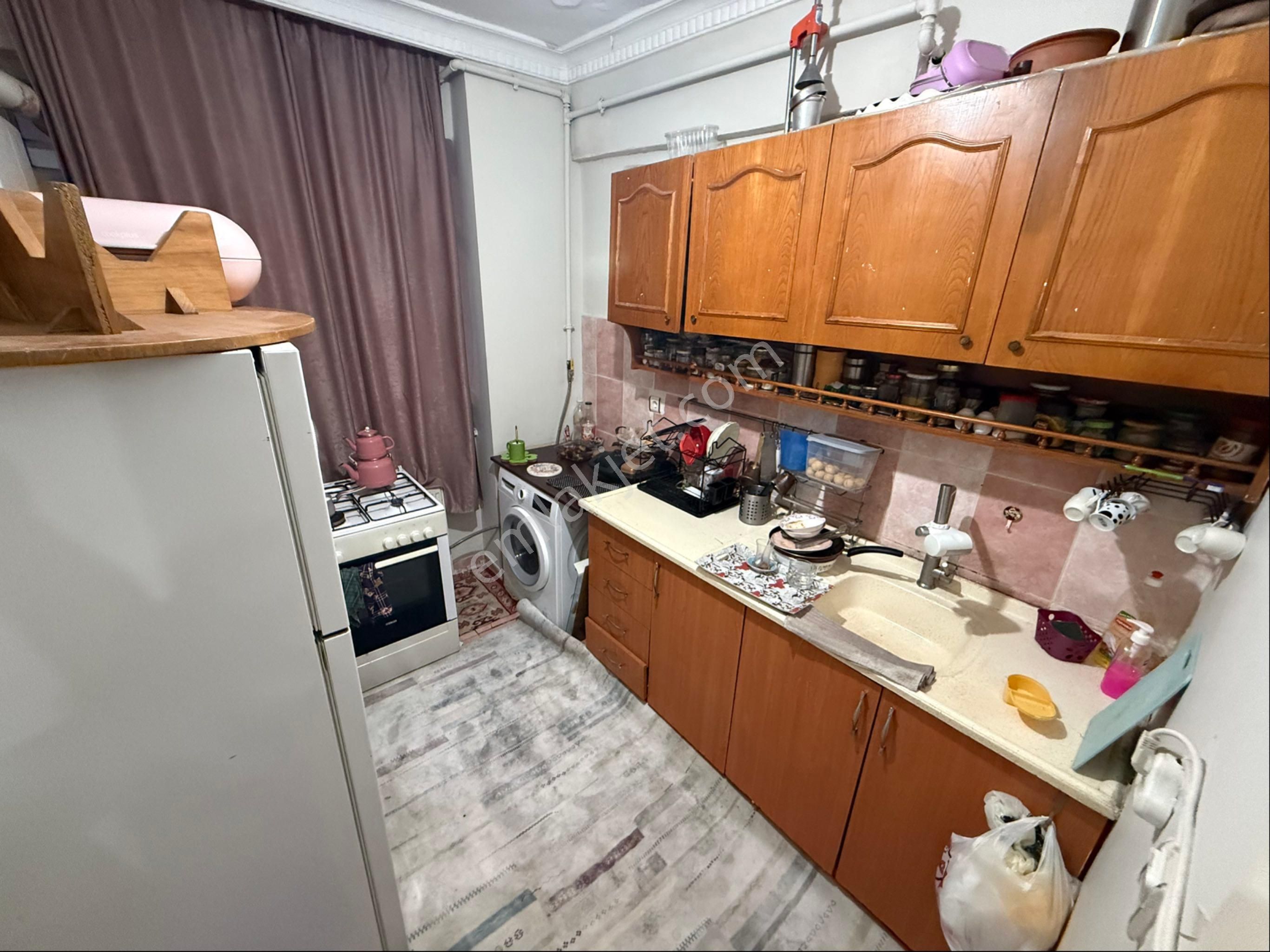 Reşadiye Emlaktan Sefaköy İnönün Mah De 2+1 Yüksek Giriş Kat - Görsel 10