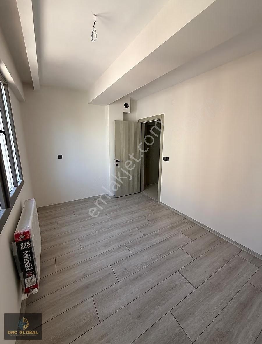 Manisa Muradiye Mah. Satılık 3+1 90m² Daire - Görsel 13