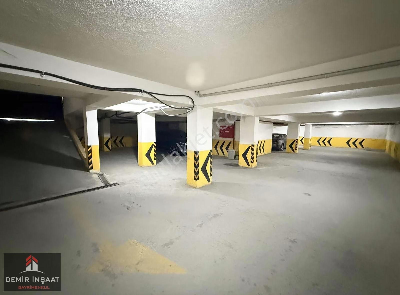 Demir İnşaat Cebeci Mh Site İçerisinde Otoparklı 2+1 8.kat Daire - Görsel 16
