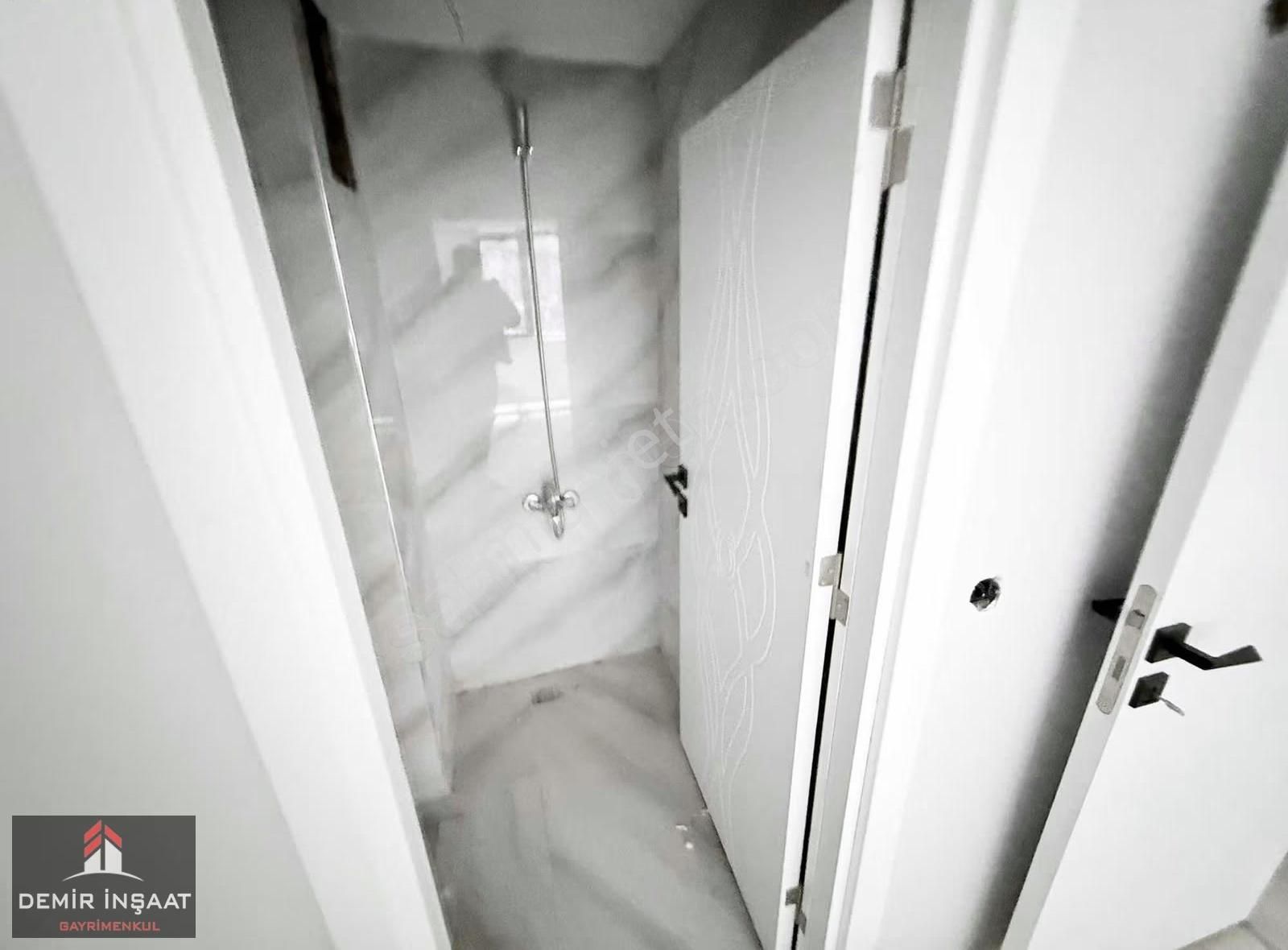 Demir İnşaat'tan 75.yıl Mah Cadde Üzerinde 3+1 125m2 Sıfır 3.kat - Görsel 3