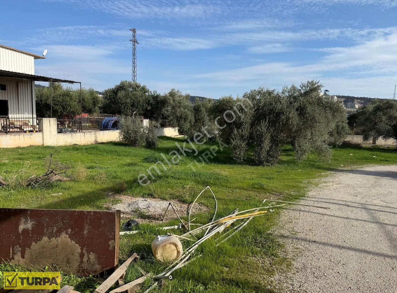 İzmir Torbalı Yazıbaşı Sanayi İçinde Depolama İçin Uygun Kiralık - Görsel 2