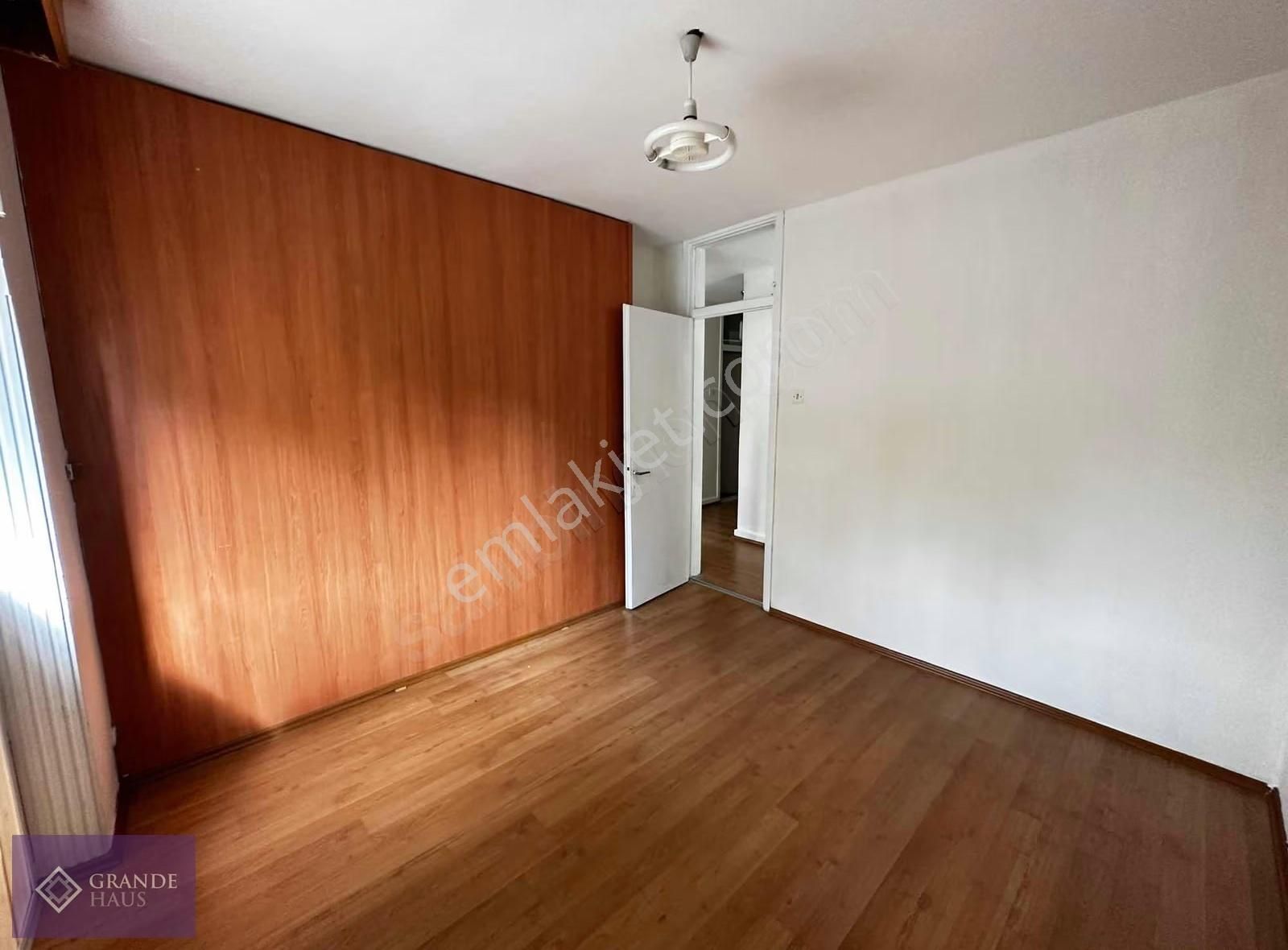 Üçgen Mah. Katta, Ayrı Mutfaklı, Asansörlü 2+1 Kiralık Daire - Görsel 23