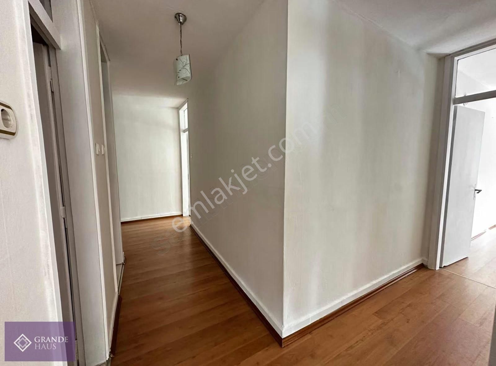 Üçgen Mah. Katta, Ayrı Mutfaklı, Asansörlü 2+1 Kiralık Daire - Görsel 27