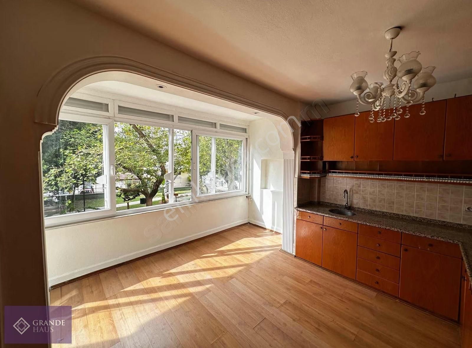 Üçgen Mah. Katta, Ayrı Mutfaklı, Asansörlü 2+1 Kiralık Daire - Görsel 3