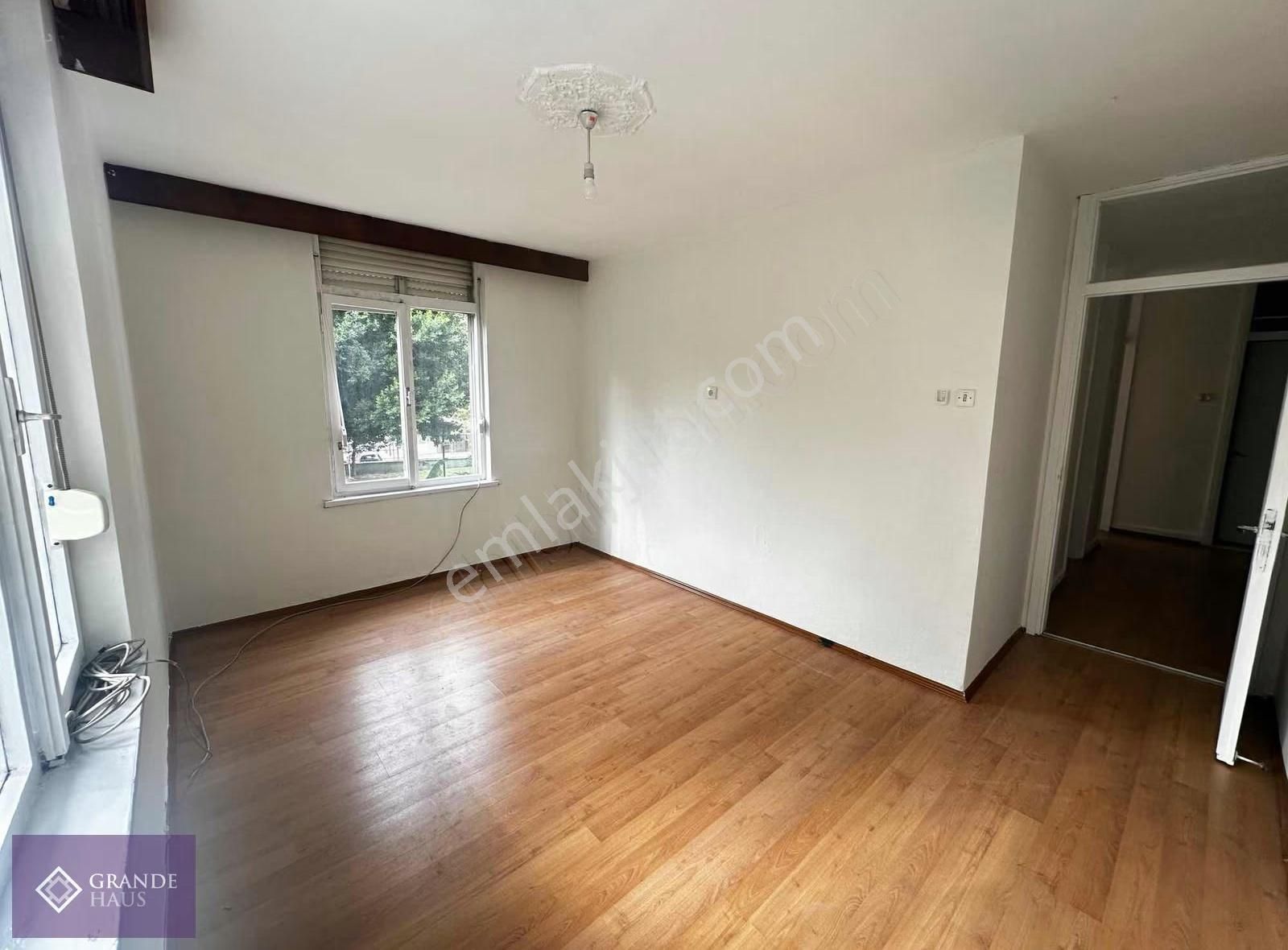 Üçgen Mah. Katta, Ayrı Mutfaklı, Asansörlü 2+1 Kiralık Daire - Görsel 14